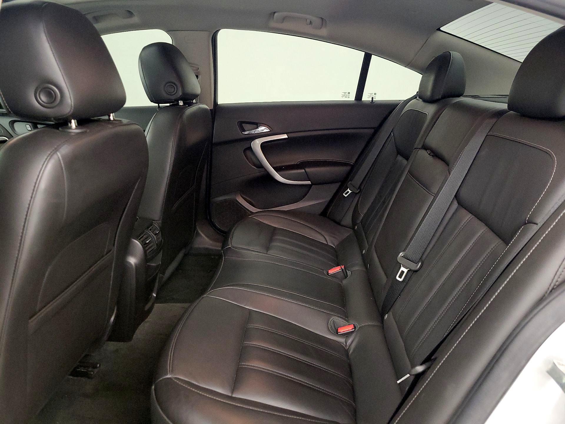 Thumbnail: 2015 Buick Regal - 20
