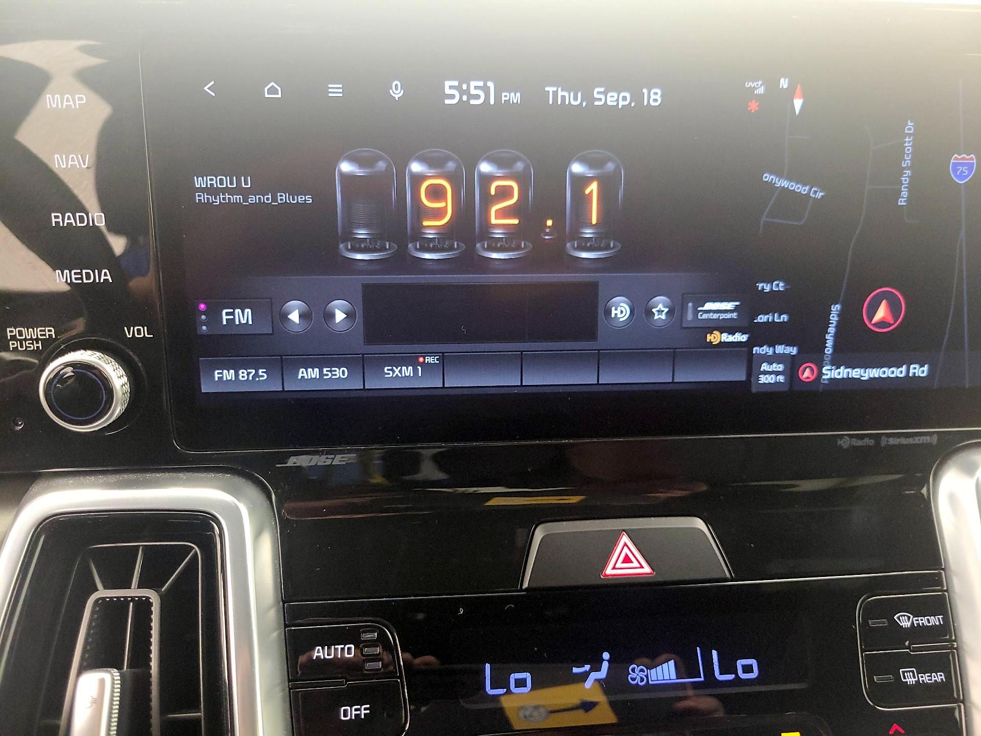Thumbnail: 2022 Kia Sorento - 16