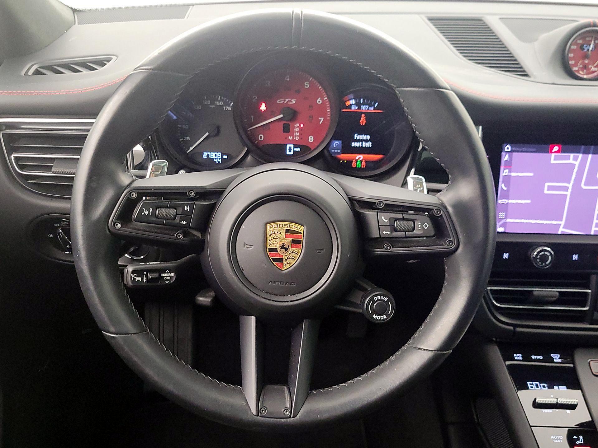 Thumbnail: 2024 Porsche Macan - 10