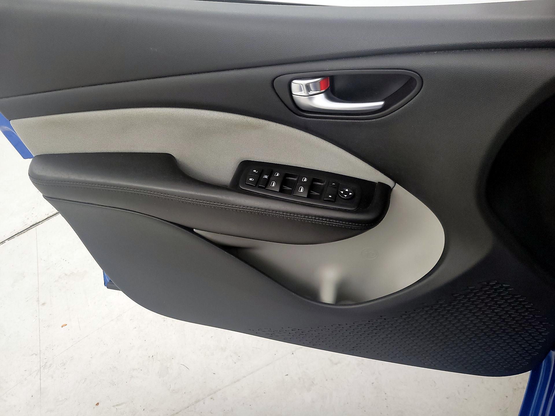 Thumbnail: 2015 Dodge Dart - 12