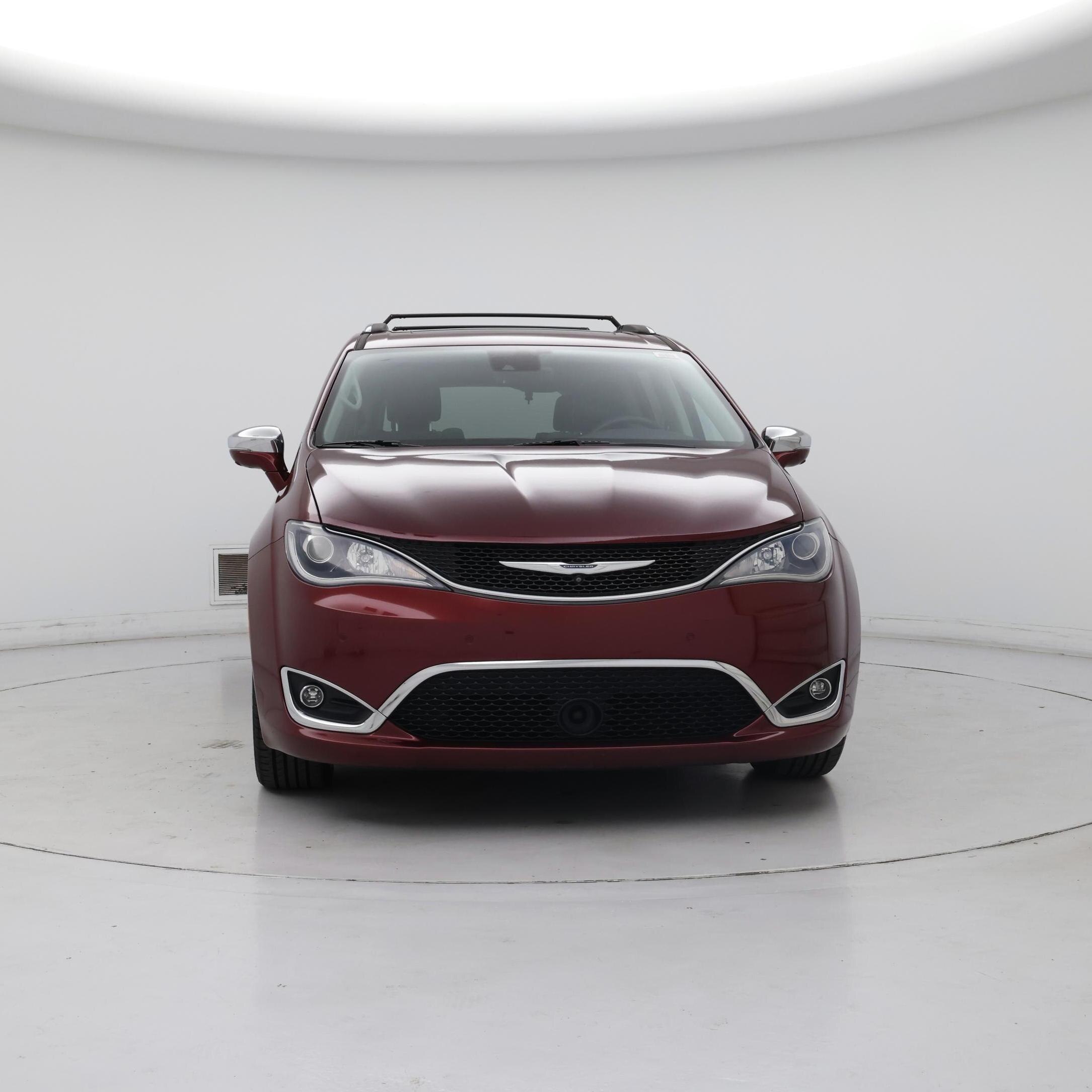 Thumbnail: 2017 Chrysler Pacifica - 5