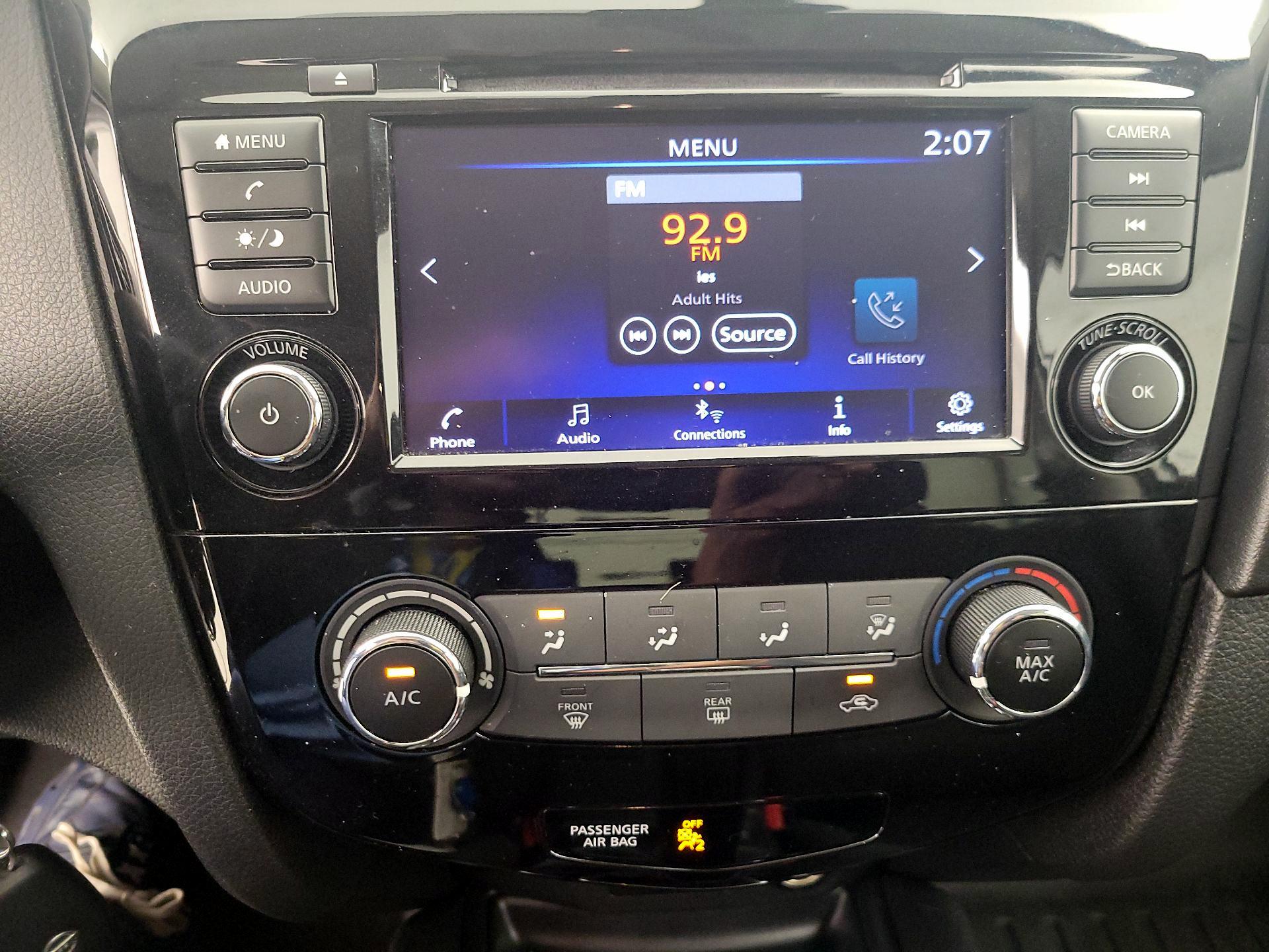Thumbnail: 2019 Nissan Rogue - 15