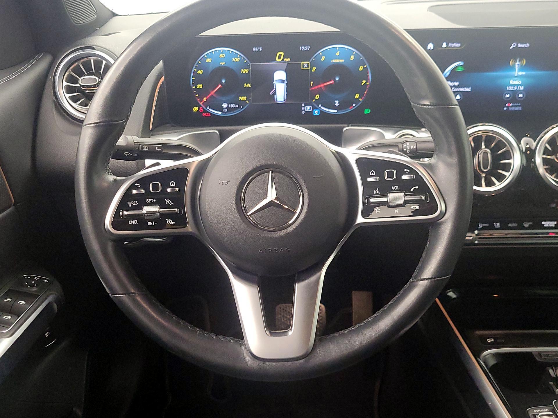 Thumbnail: 2022 Mercedes-Benz GLB - 10