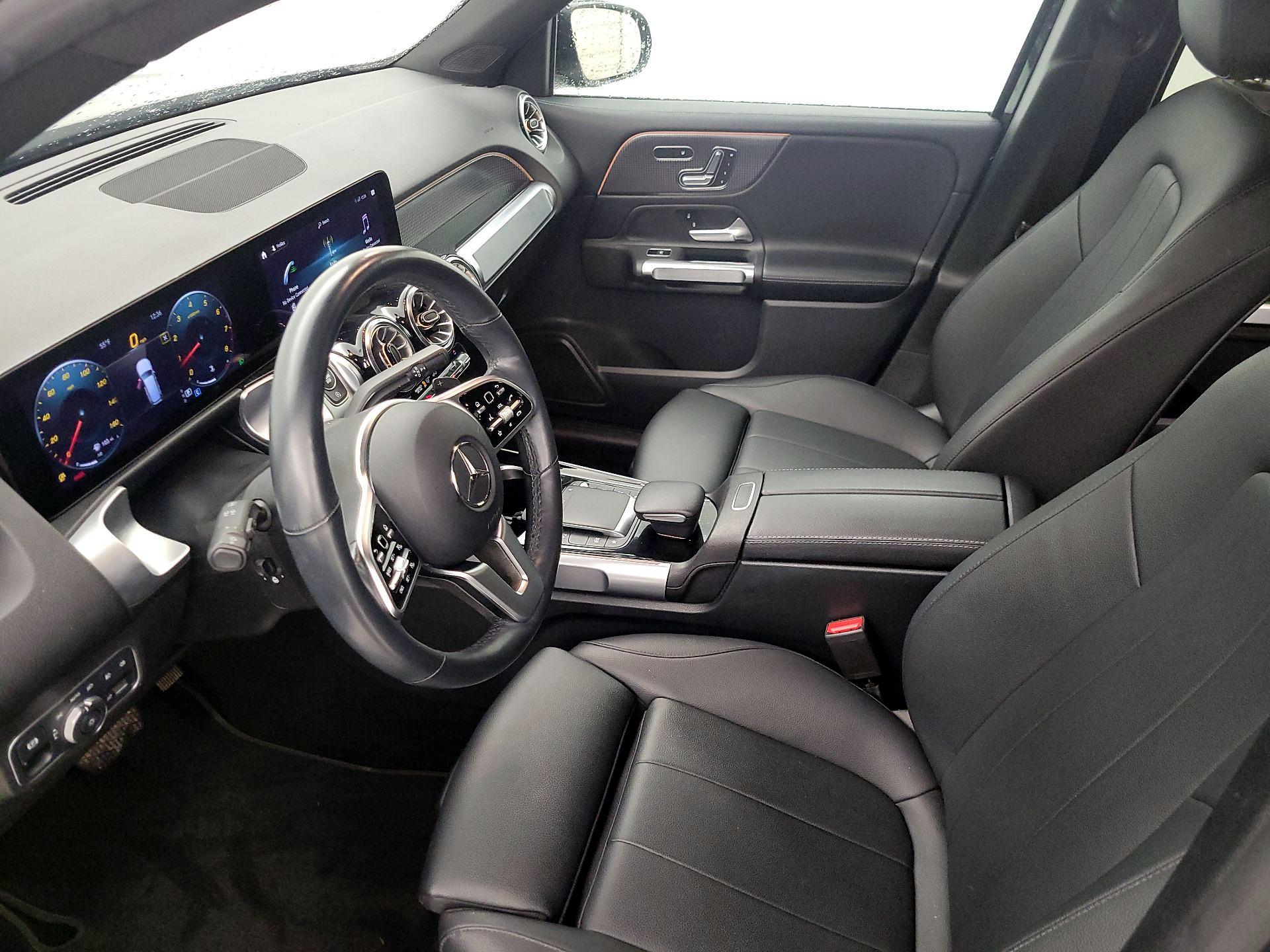 Thumbnail: 2022 Mercedes-Benz GLB - 11