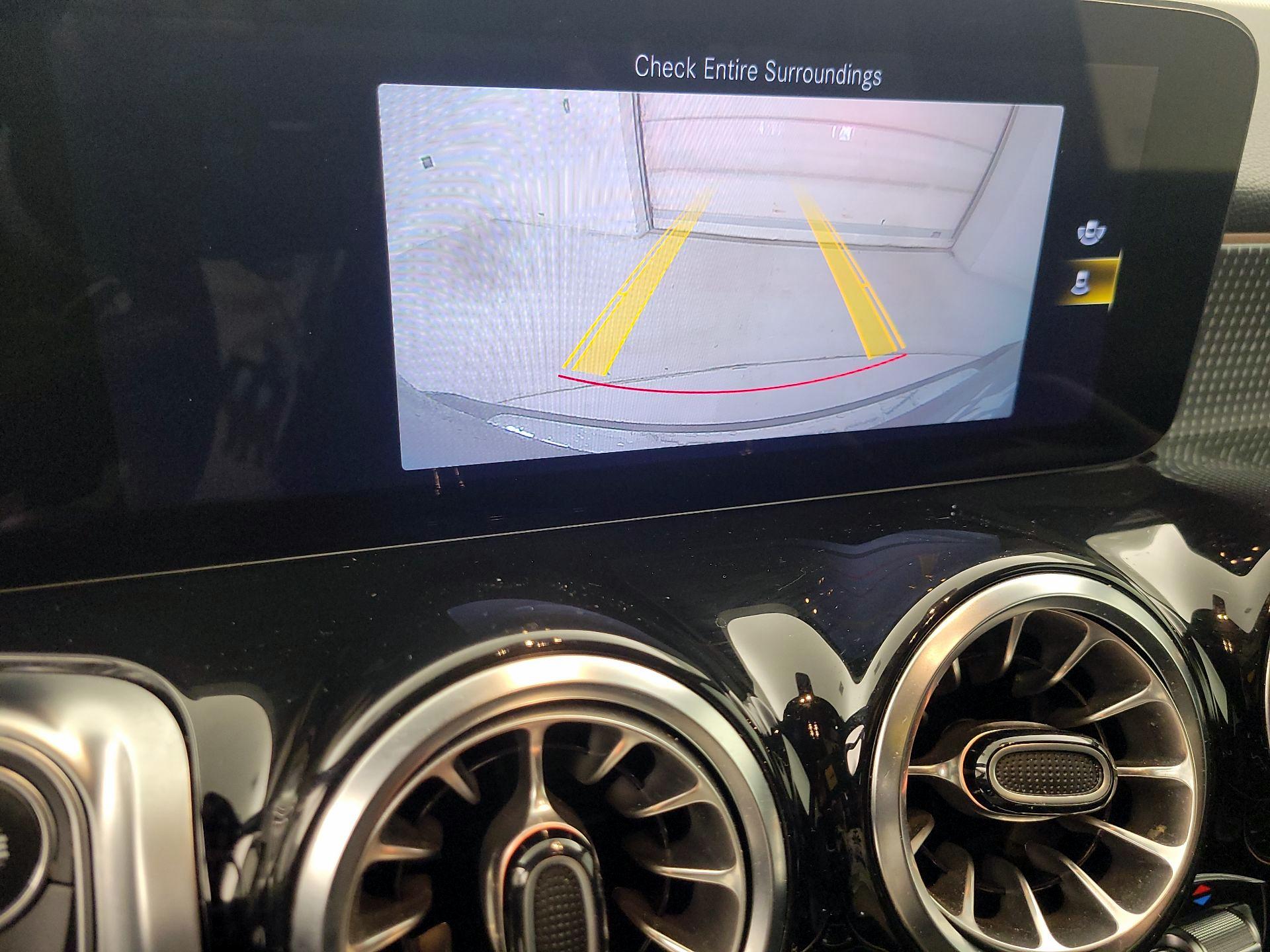 Thumbnail: 2022 Mercedes-Benz GLB - 14