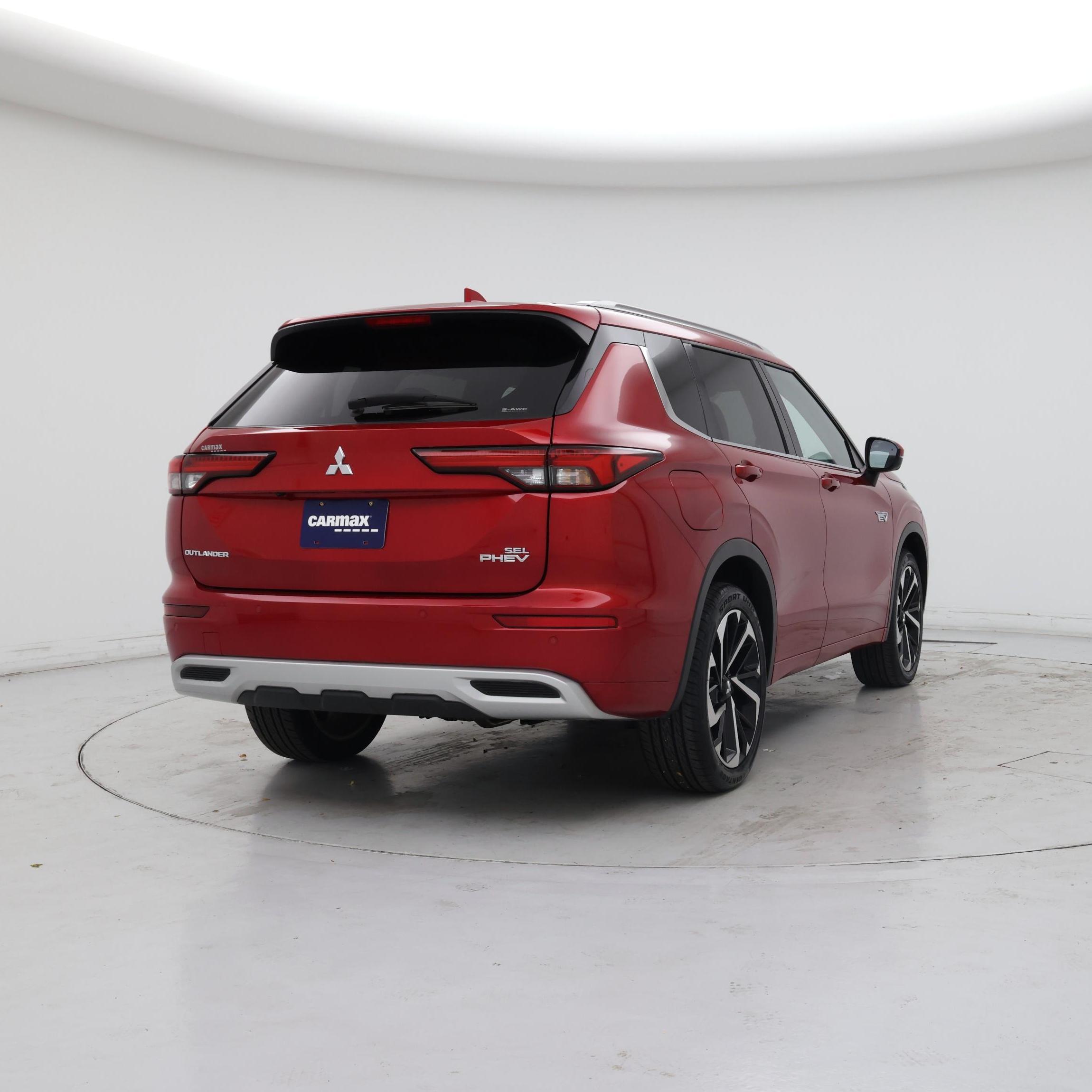 Thumbnail: 2024 Mitsubishi Outlander - 8