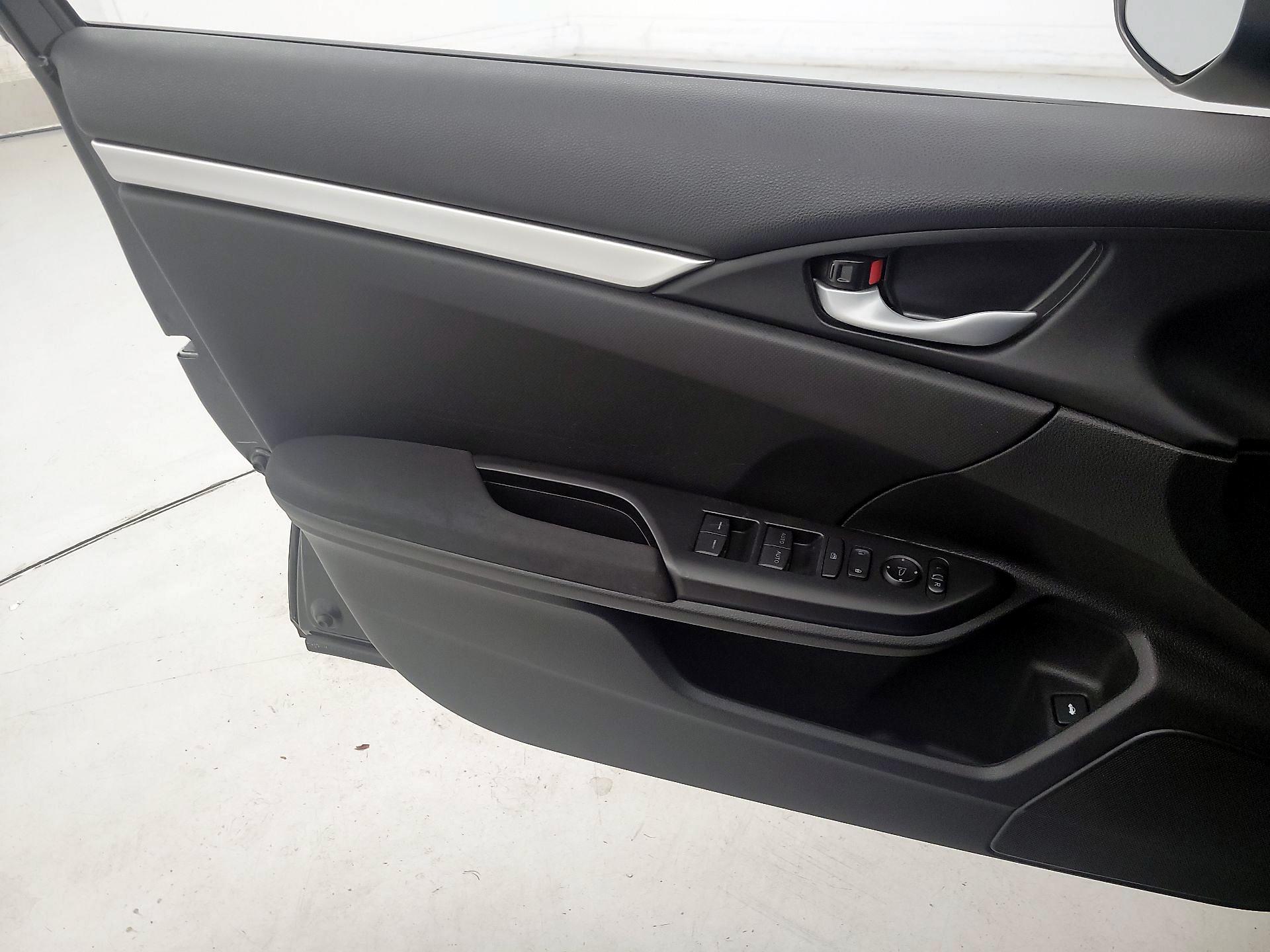 Thumbnail: 2019 Honda Civic - 12