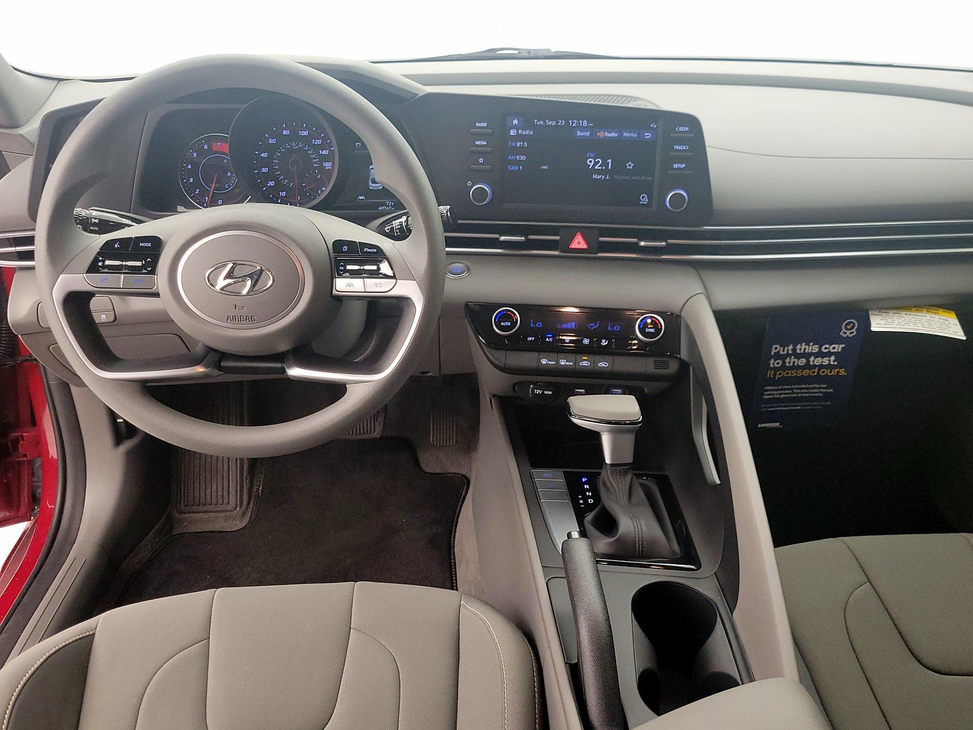 Thumbnail: 2023 Hyundai Elantra - 9