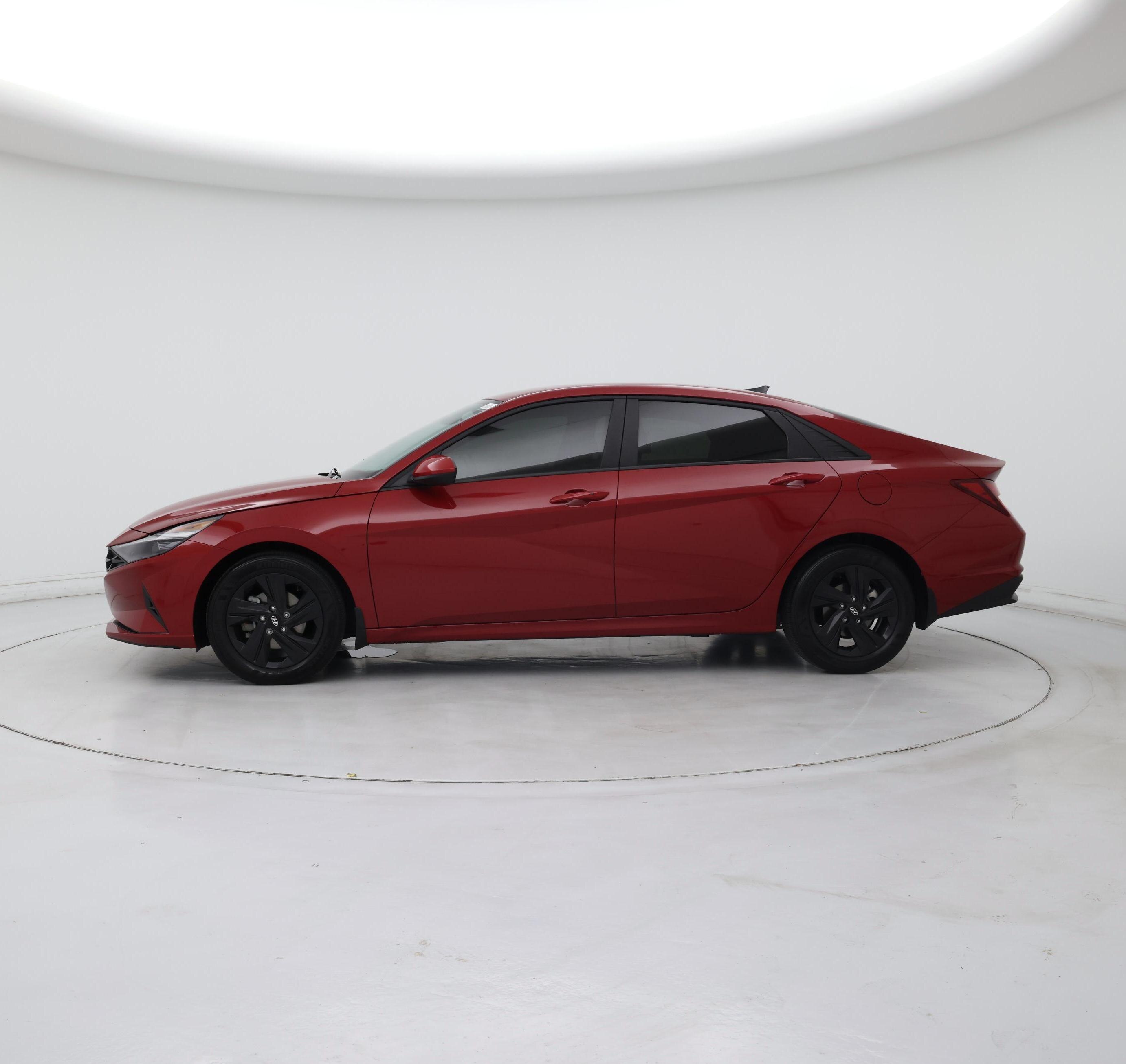 Thumbnail: 2023 Hyundai Elantra - 3