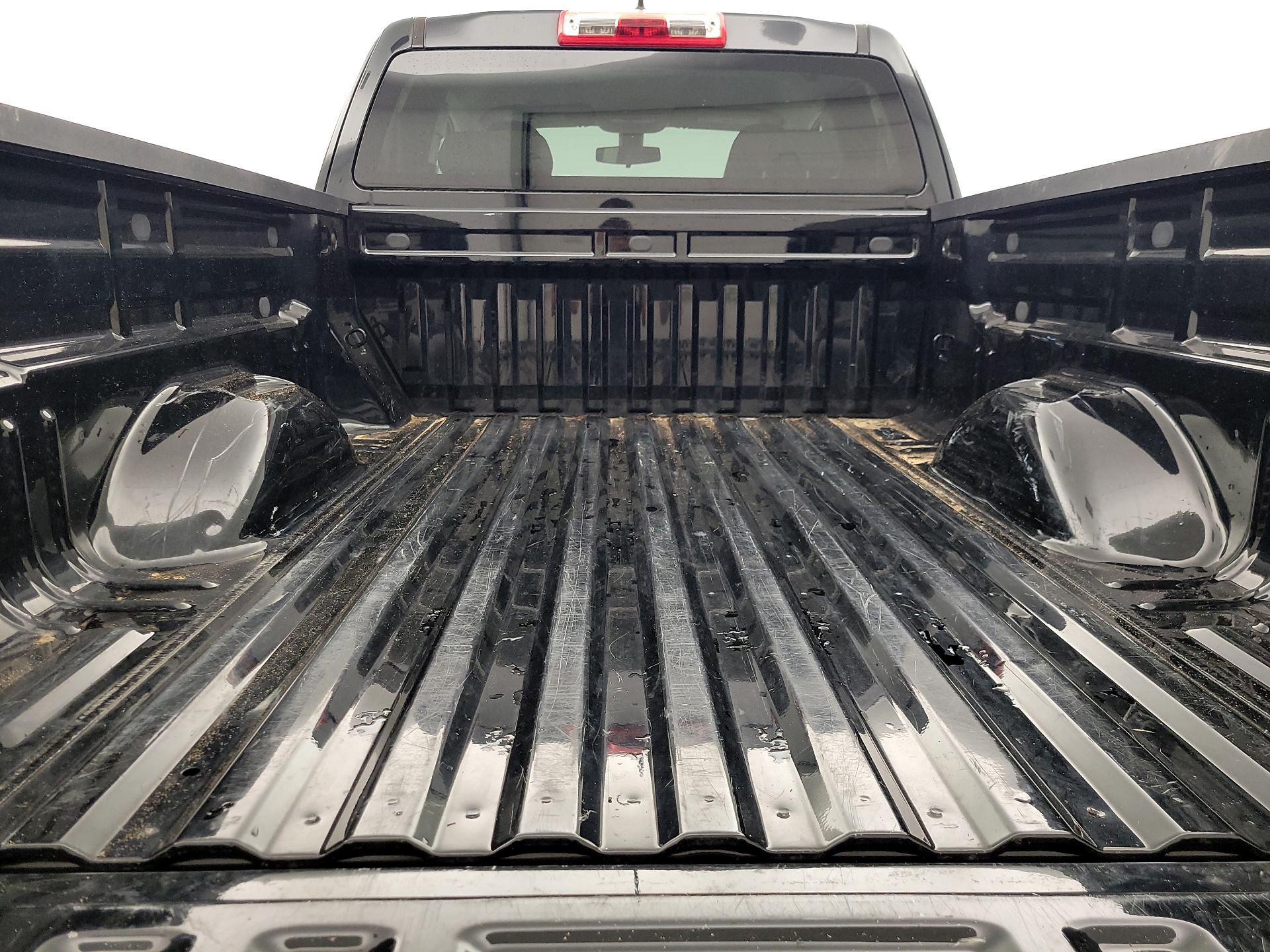 Thumbnail: 2019 Chevrolet Colorado - 20