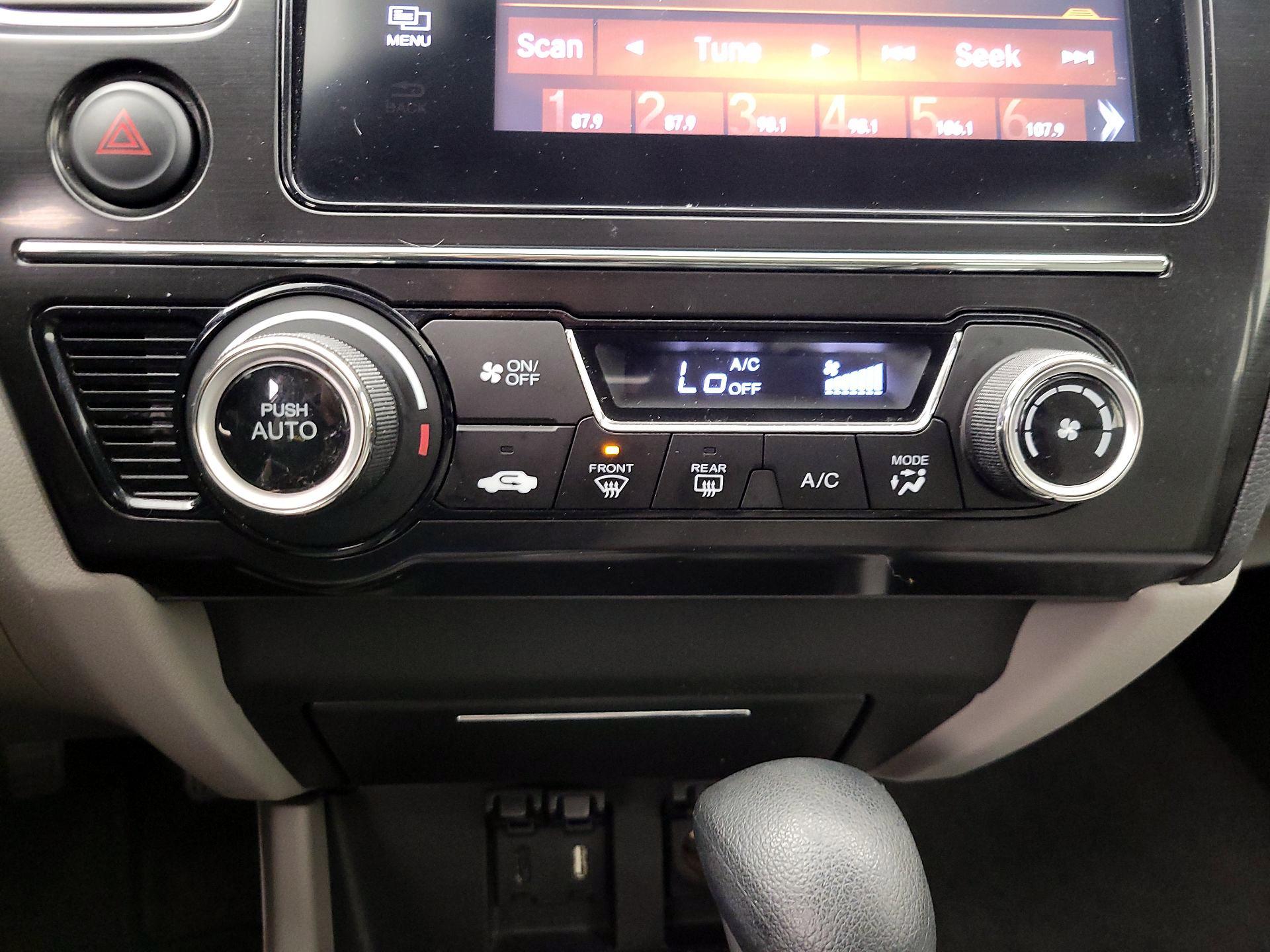 Thumbnail: 2015 Honda Civic - 16