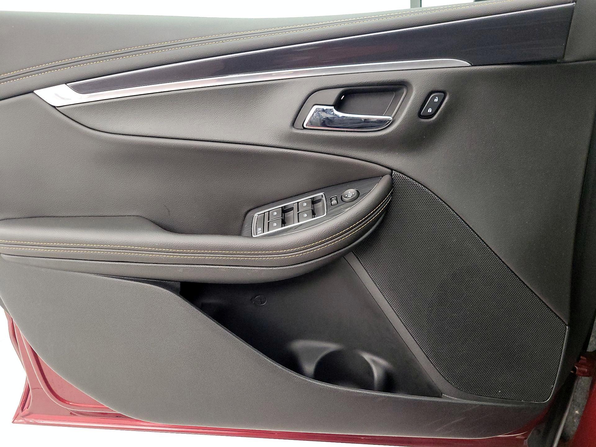 Thumbnail: 2016 Chevrolet Impala - 12