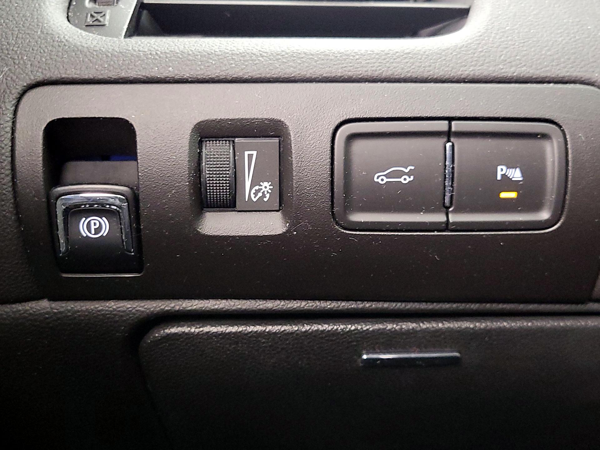 Thumbnail: 2016 Chevrolet Impala - 13