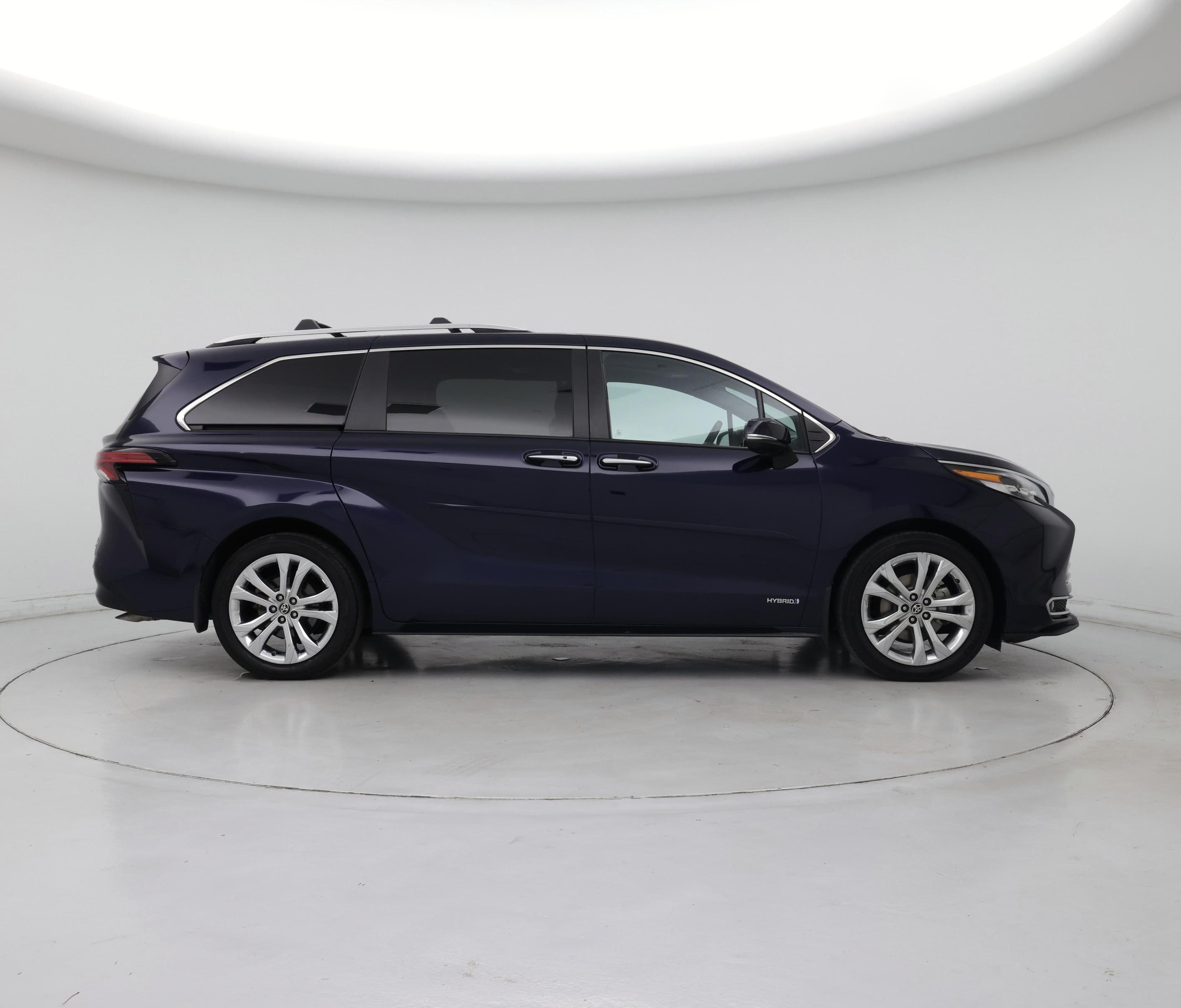 Thumbnail: 2021 Toyota Sienna - 7