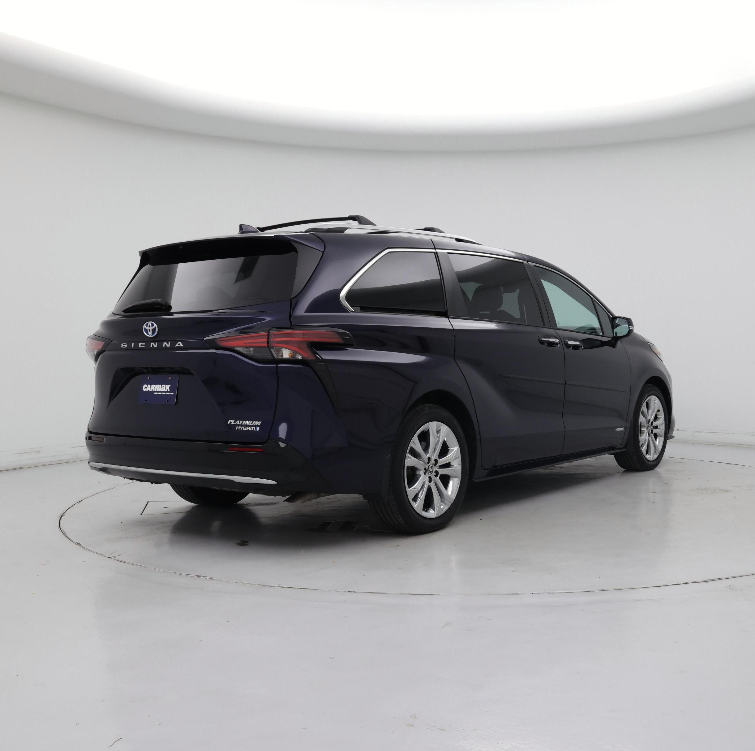 Thumbnail: 2021 Toyota Sienna - 8