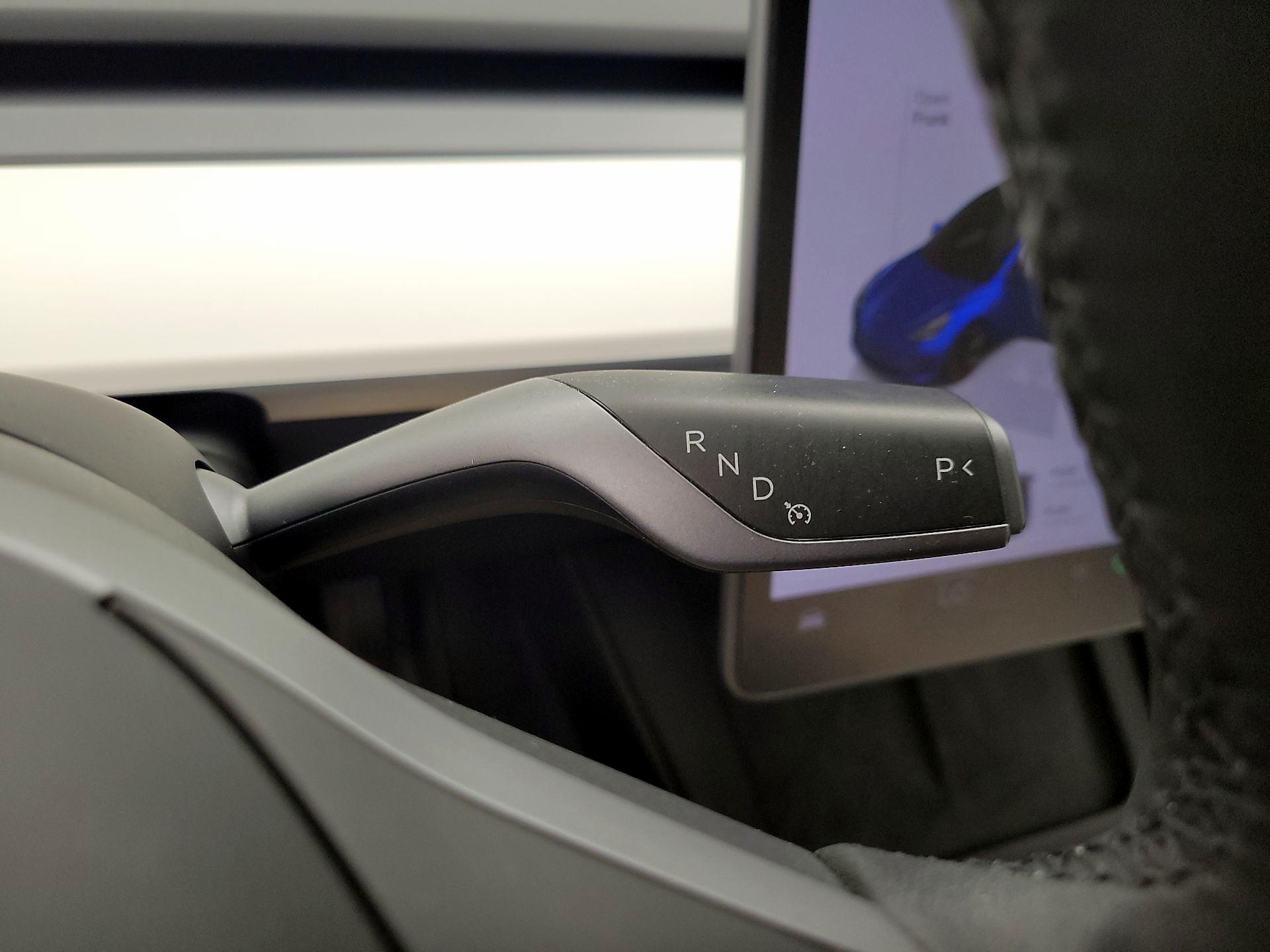 Thumbnail: 2023 Tesla Model 3 - 17