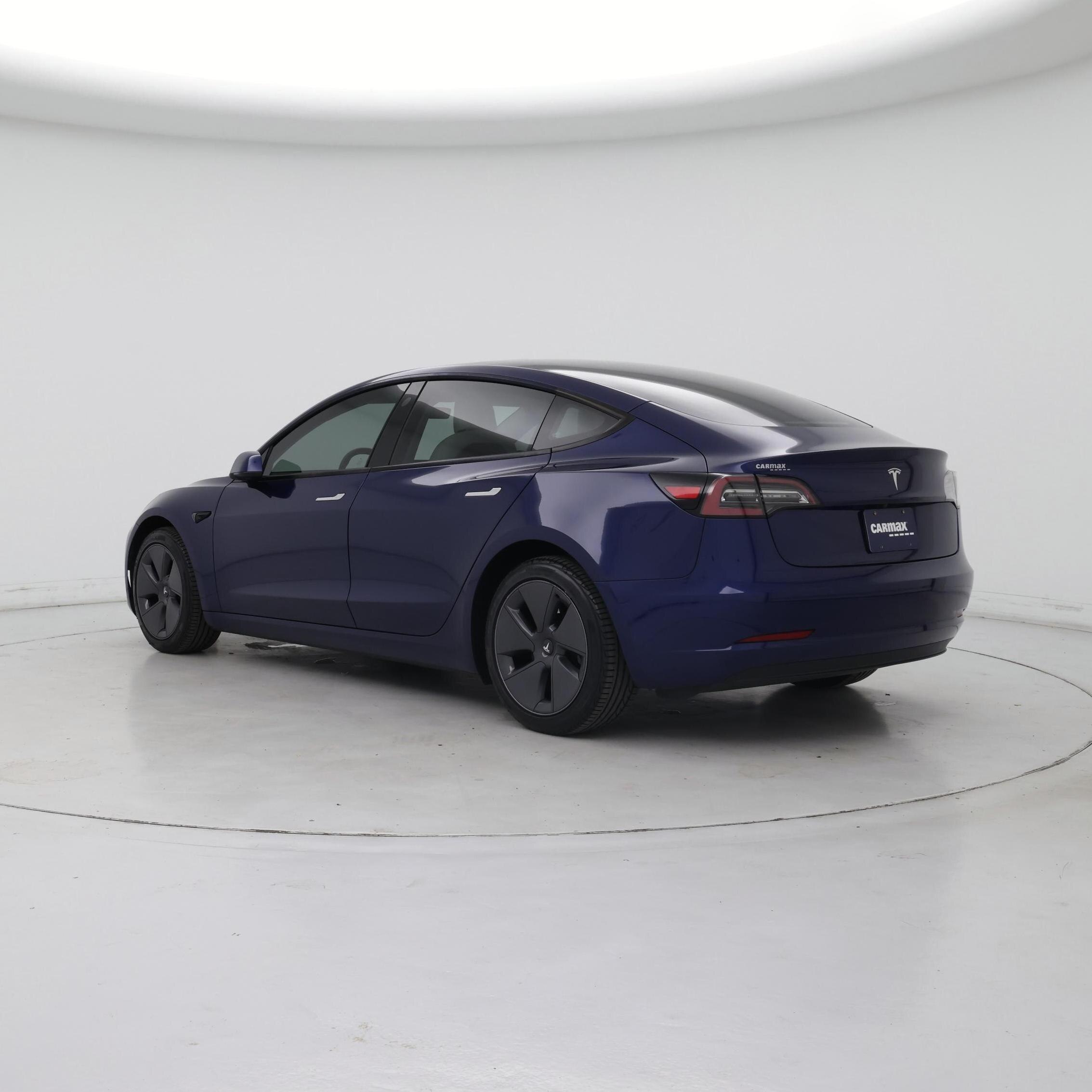 Thumbnail: 2023 Tesla Model 3 - 2