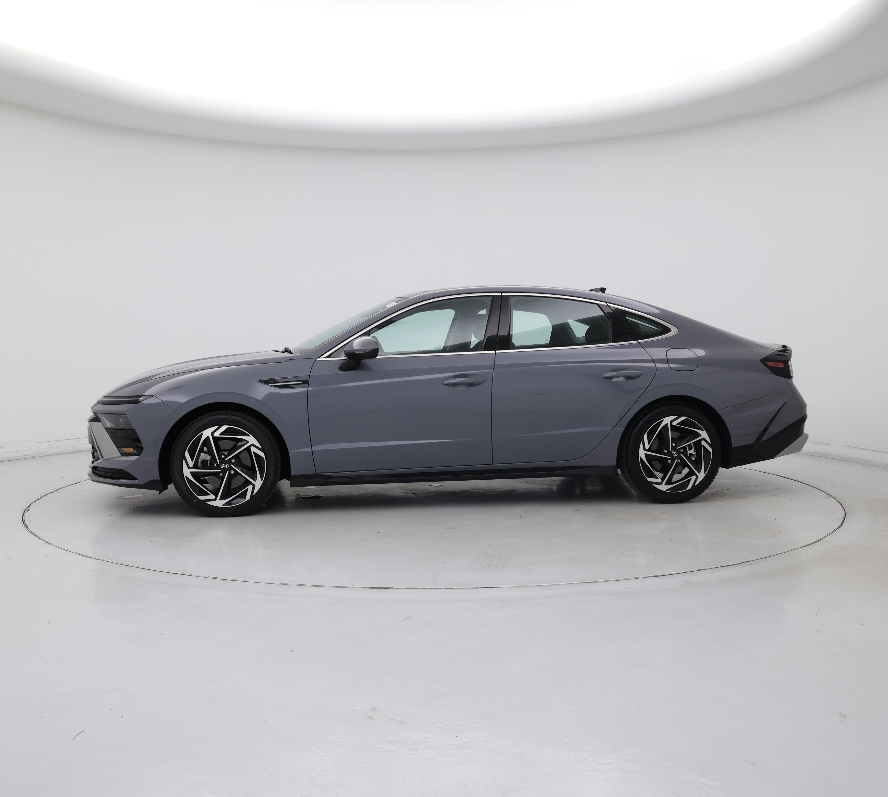 Thumbnail: 2024 Hyundai Sonata - 3