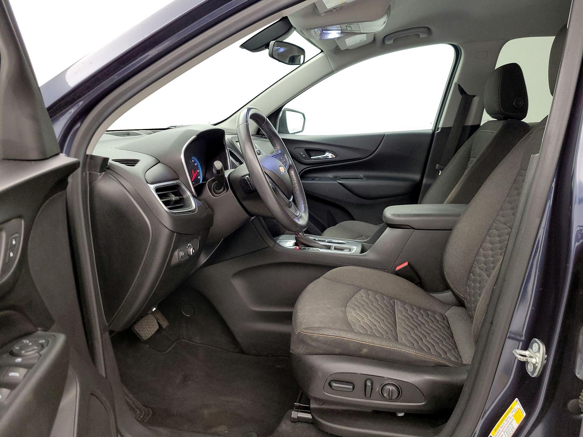 Thumbnail: 2018 Chevrolet Equinox - 11