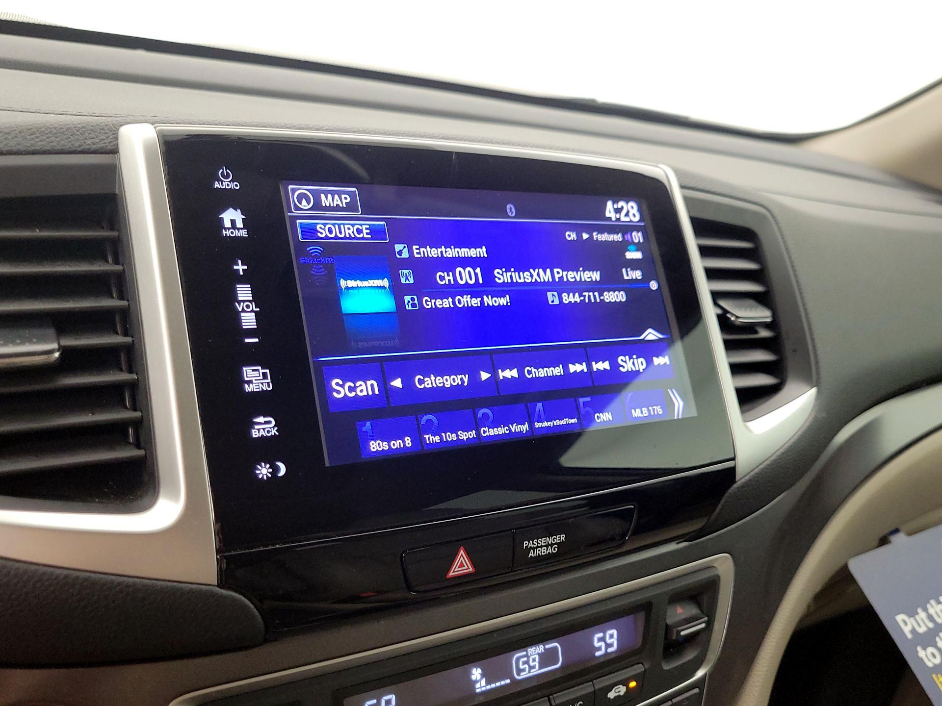 Thumbnail: 2018 Honda Pilot - 16