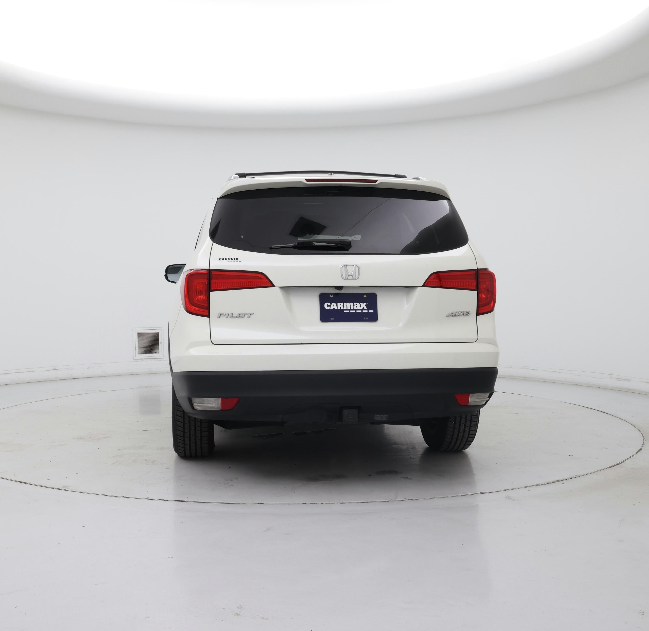 Thumbnail: 2018 Honda Pilot - 6