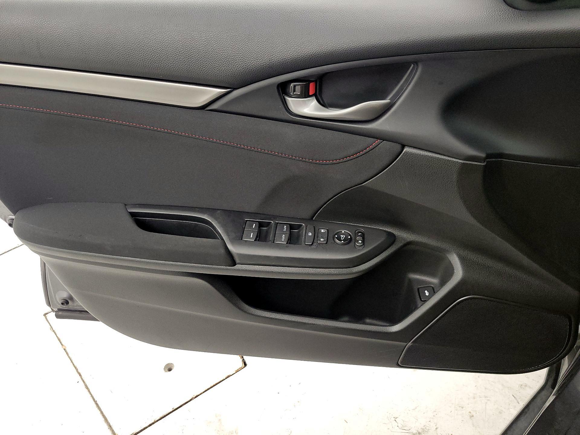 Thumbnail: 2019 Honda Civic - 12