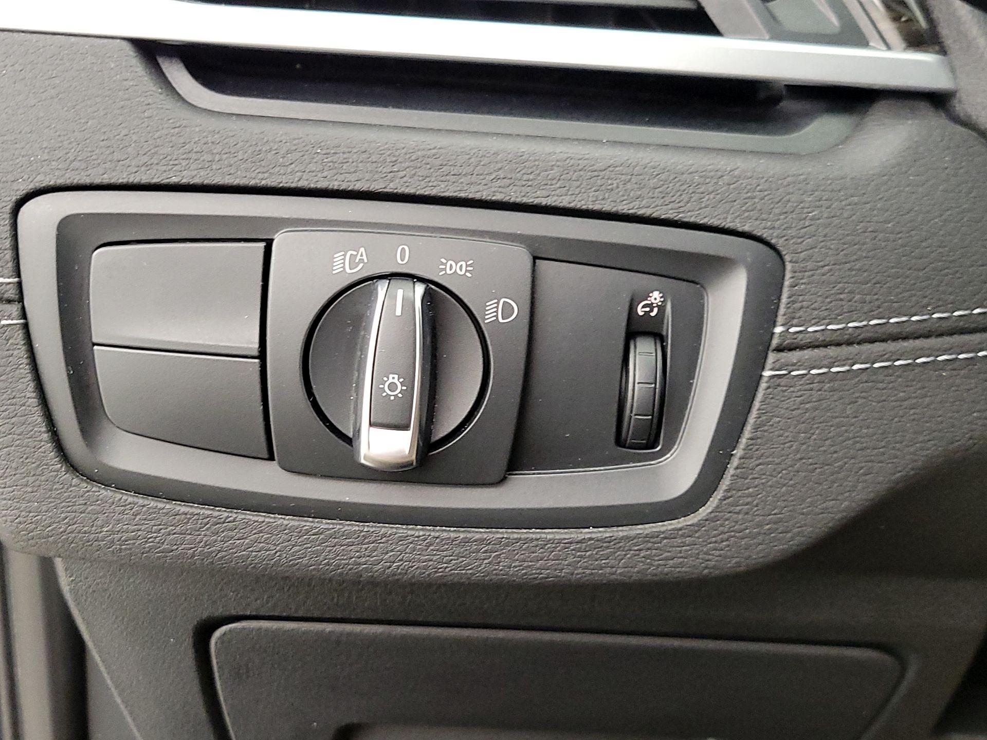 Thumbnail: 2021 BMW X1 - 13