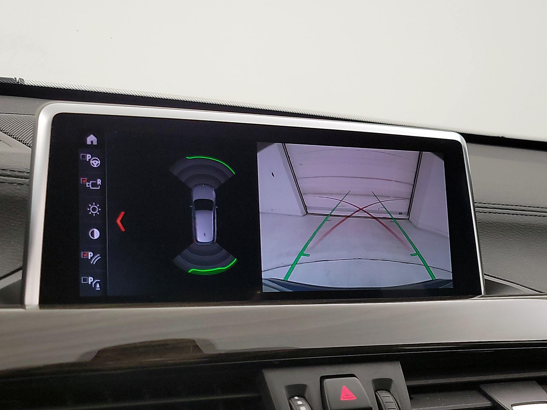 Thumbnail: 2021 BMW X1 - 15