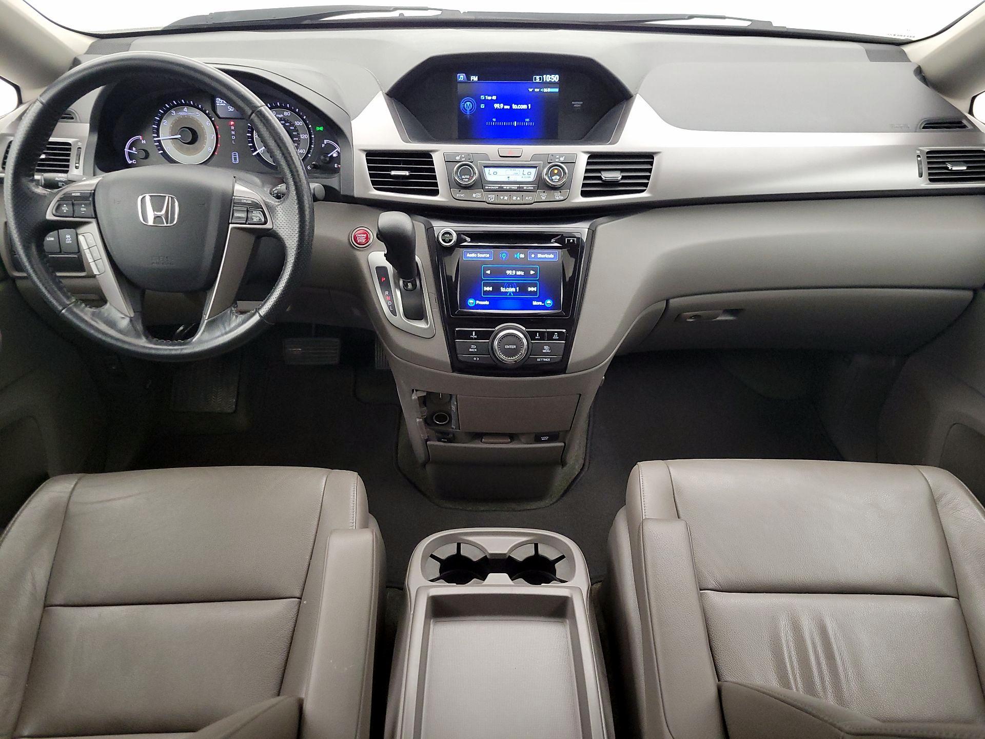 Thumbnail: 2015 Honda Odyssey - 9