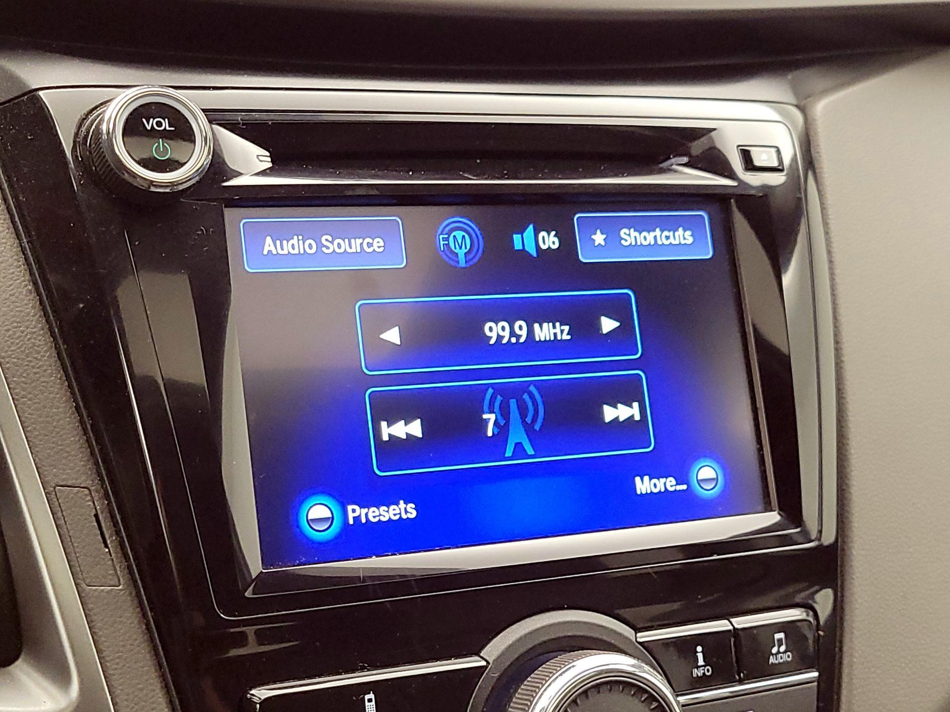Thumbnail: 2015 Honda Odyssey - 15