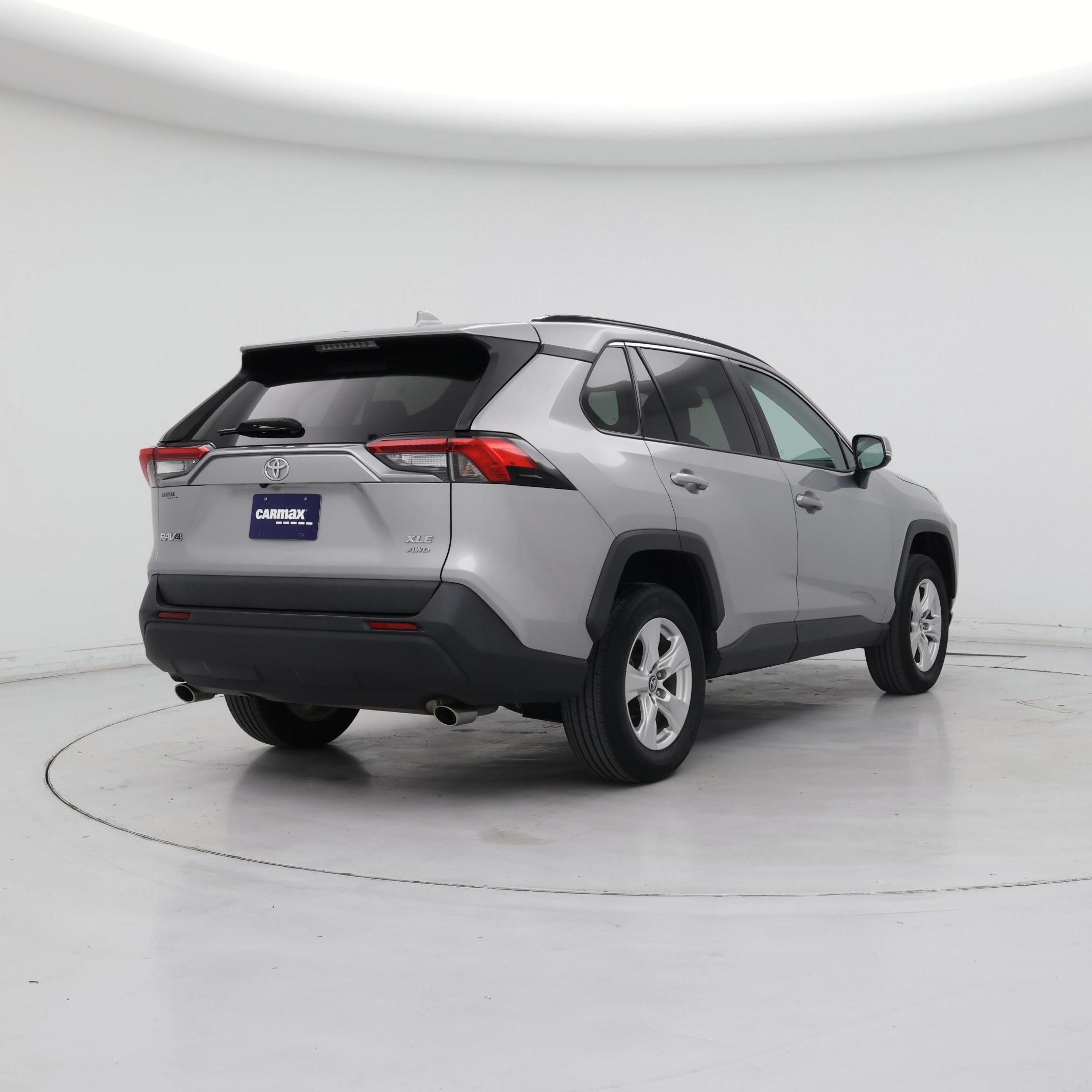 Thumbnail: 2020 Toyota RAV4 - 8