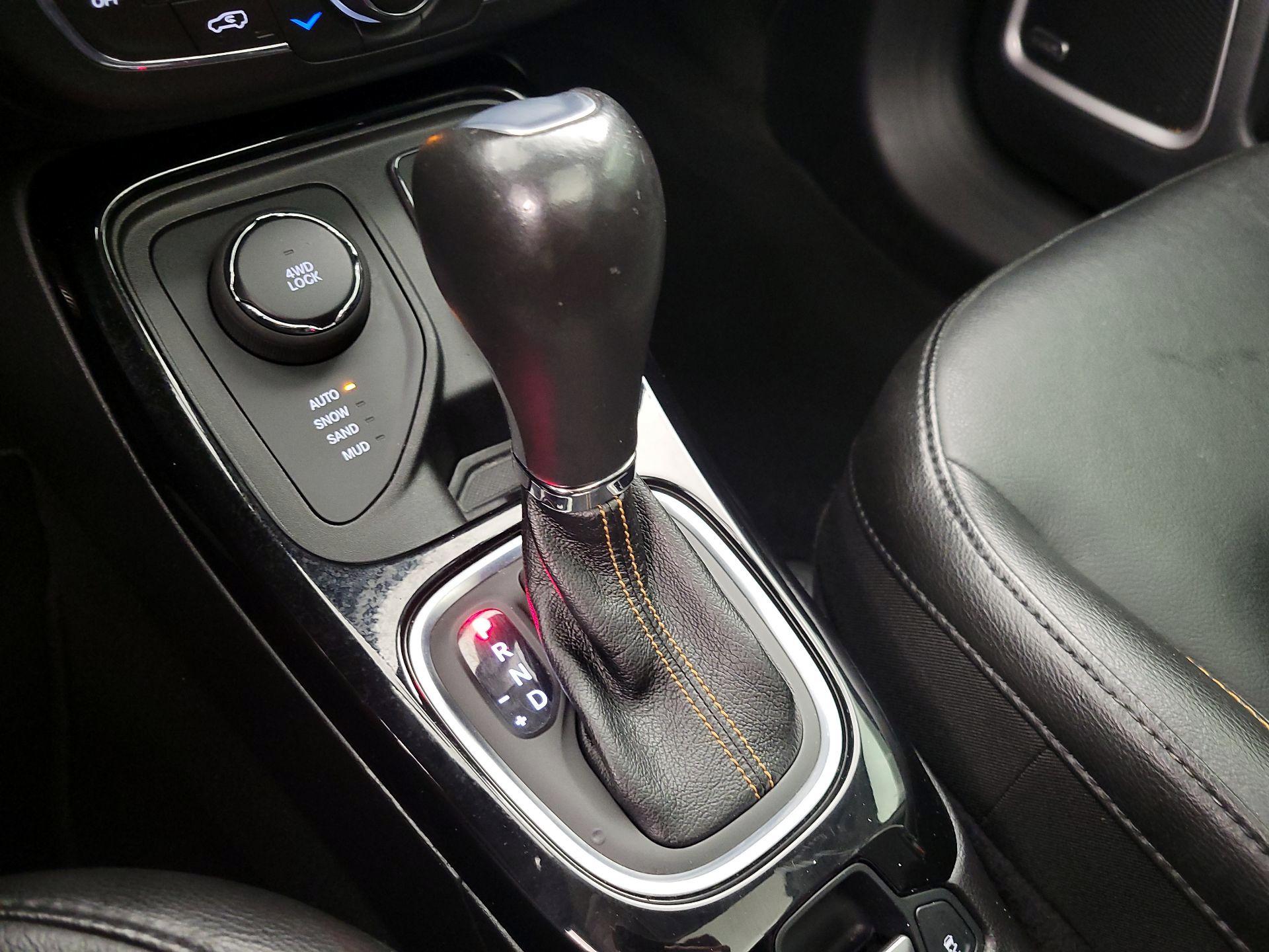 Thumbnail: 2021 Jeep Compass - 17