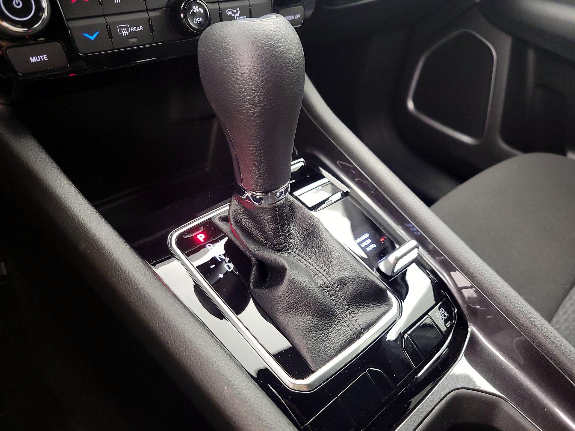 Thumbnail: 2025 Jeep Compass - 17