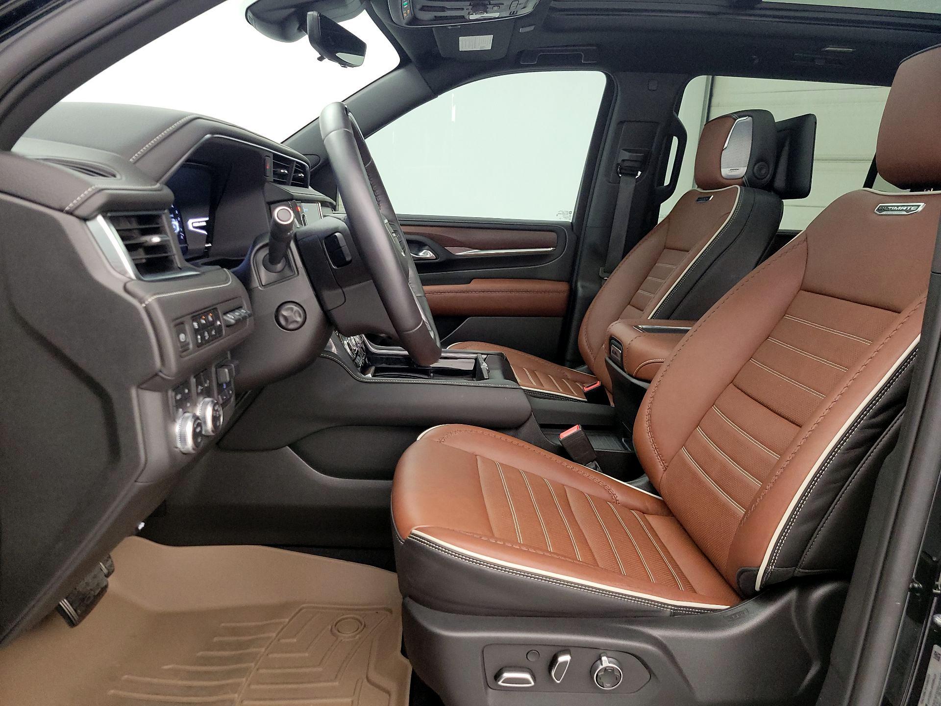 Thumbnail: 2023 GMC Yukon XL - 11