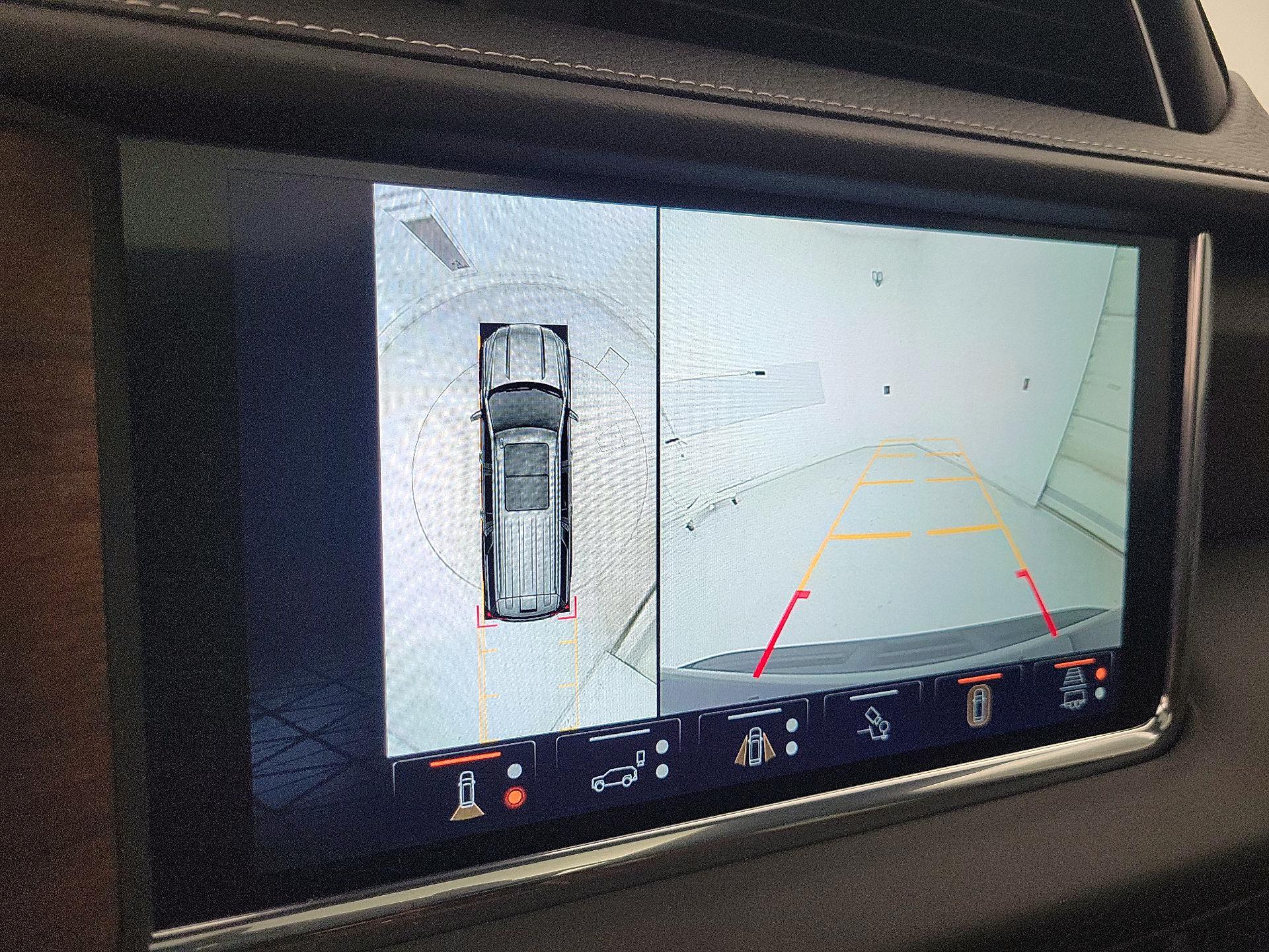 Thumbnail: 2023 GMC Yukon XL - 15