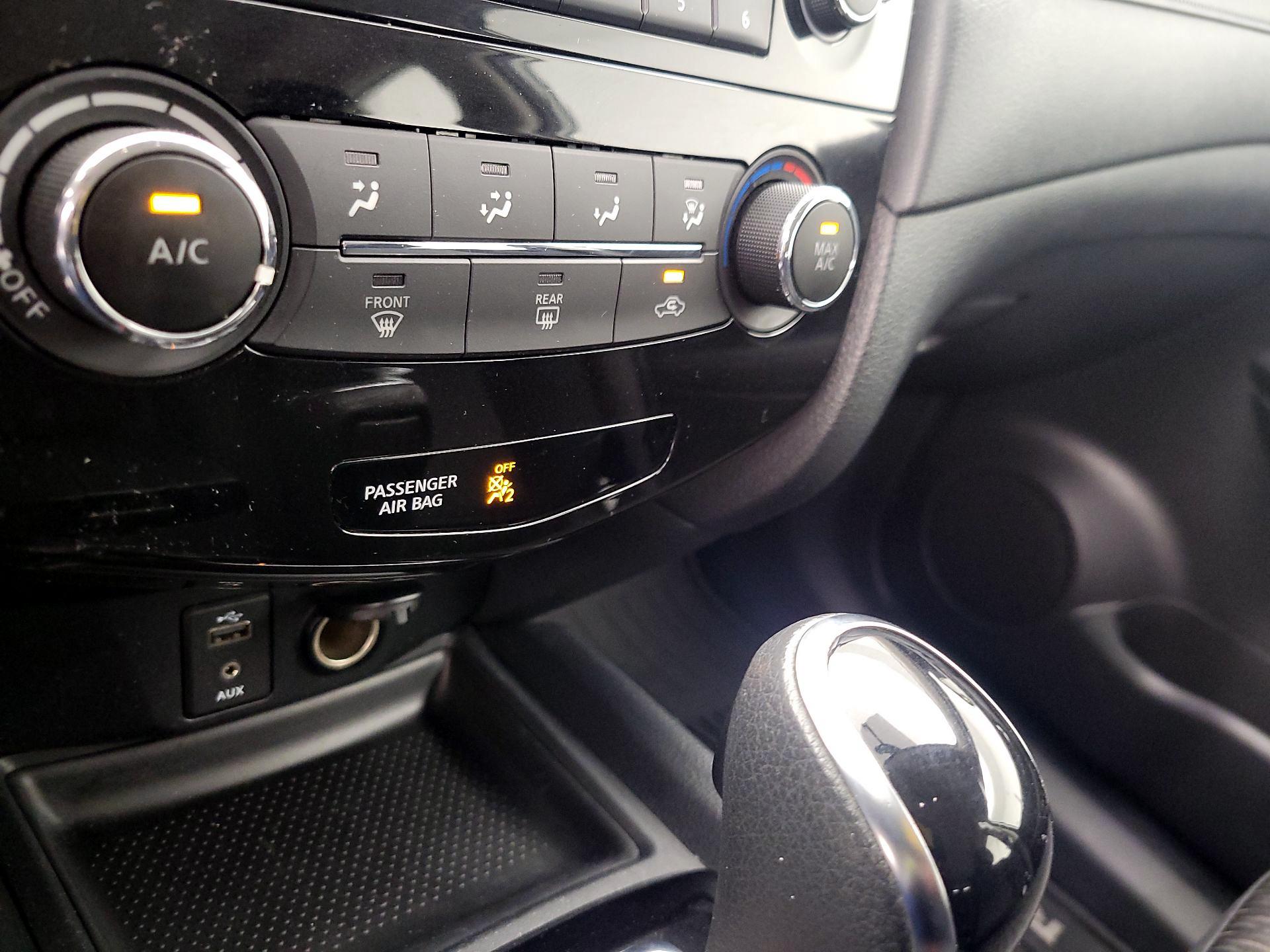 Thumbnail: 2017 Nissan Rogue - 16