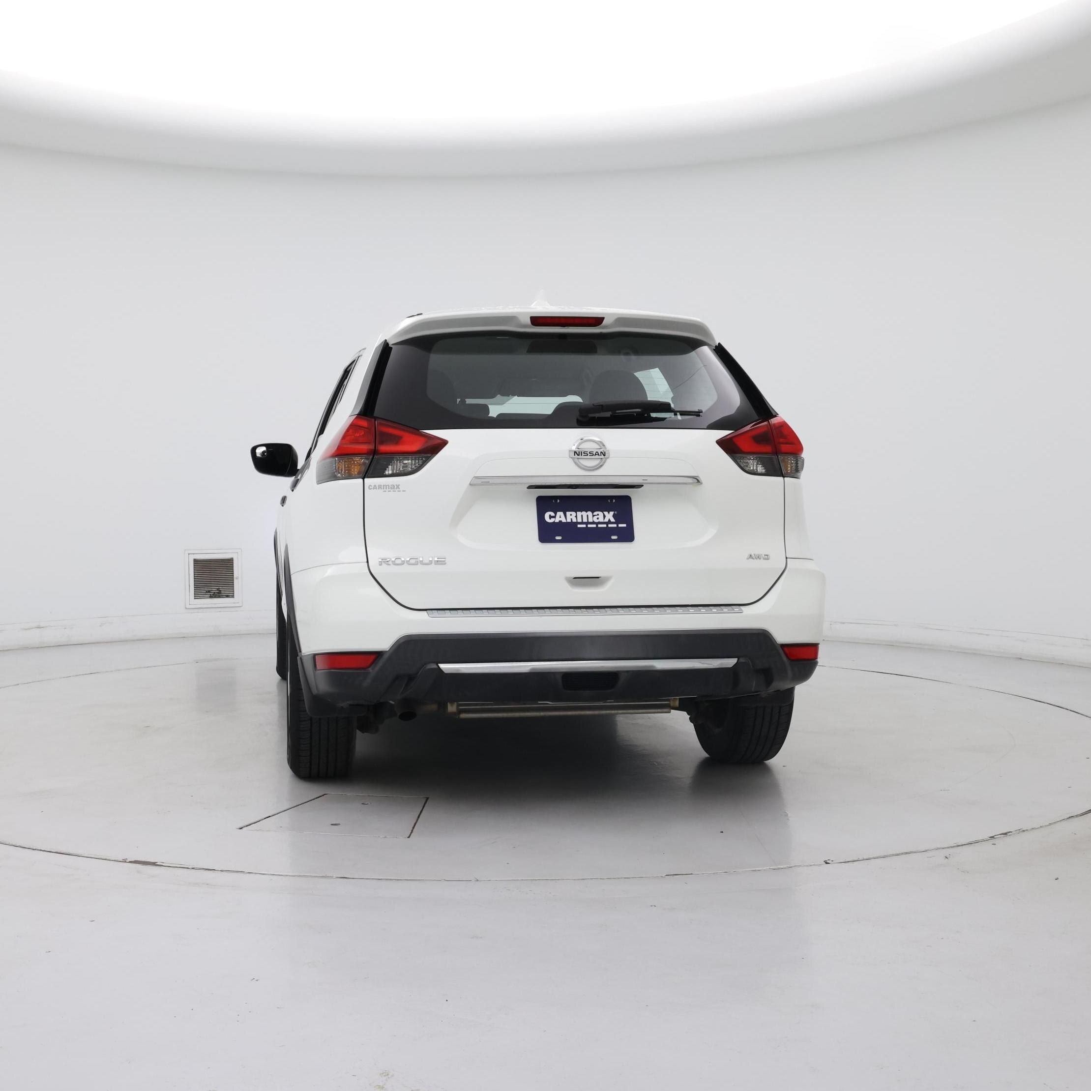 Thumbnail: 2017 Nissan Rogue - 6