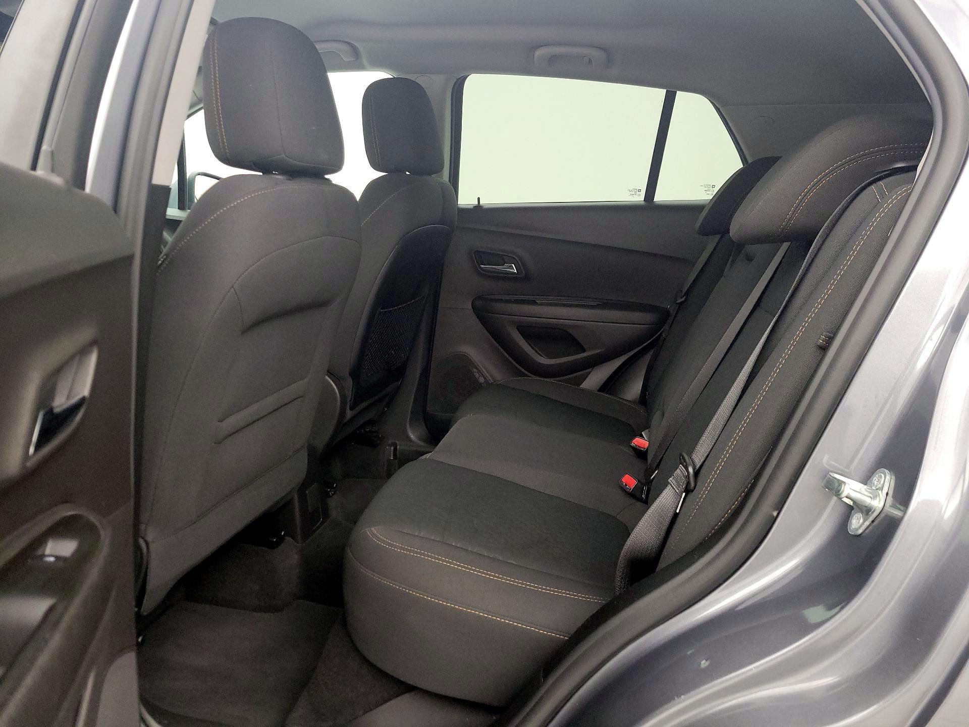 Thumbnail: 2020 Chevrolet Trax - 19