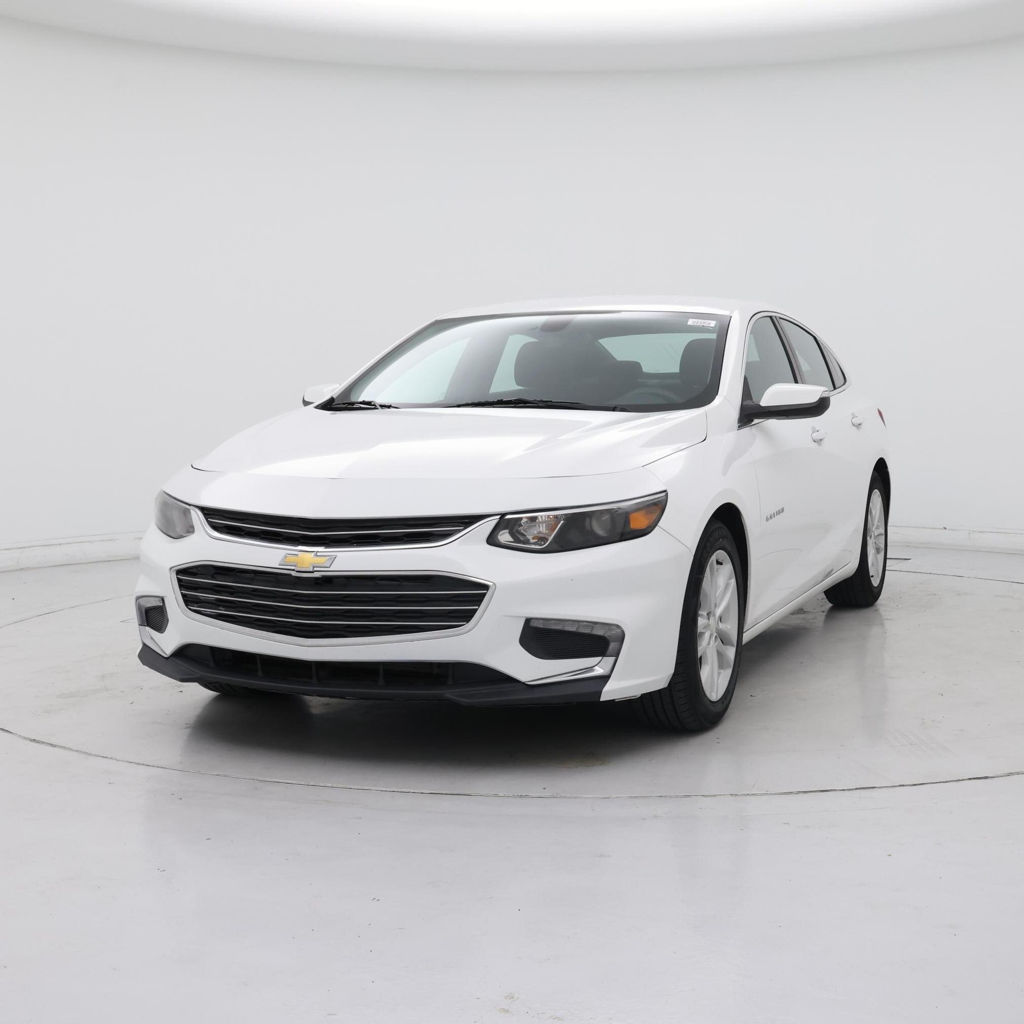 Thumbnail: 2017 Chevrolet Malibu - 4