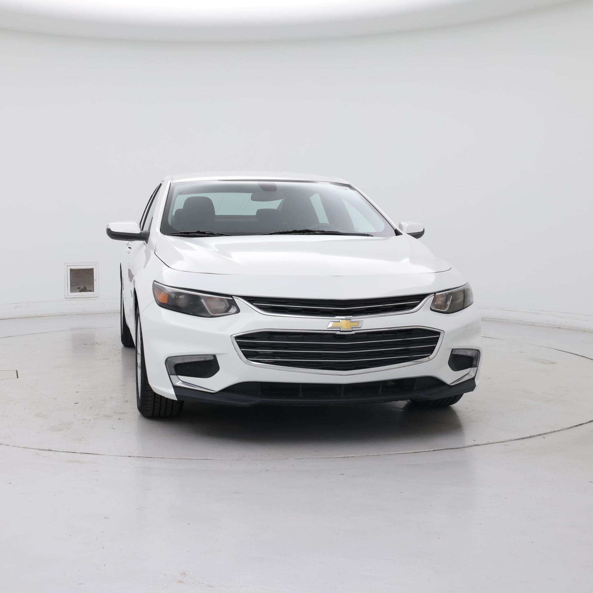 Thumbnail: 2017 Chevrolet Malibu - 5