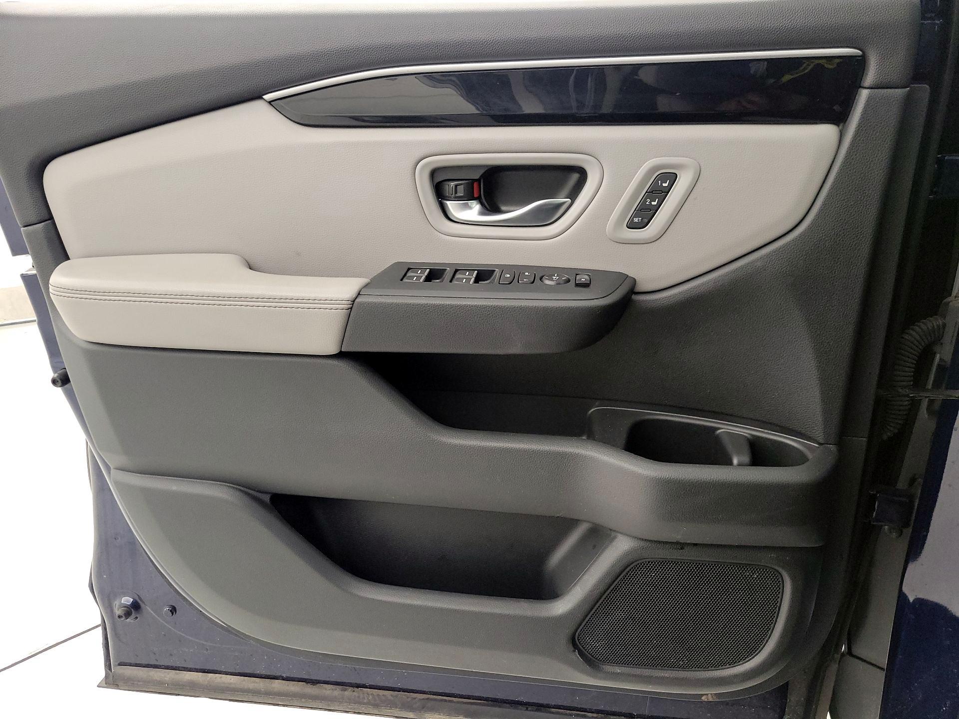 Thumbnail: 2025 Honda Pilot - 12