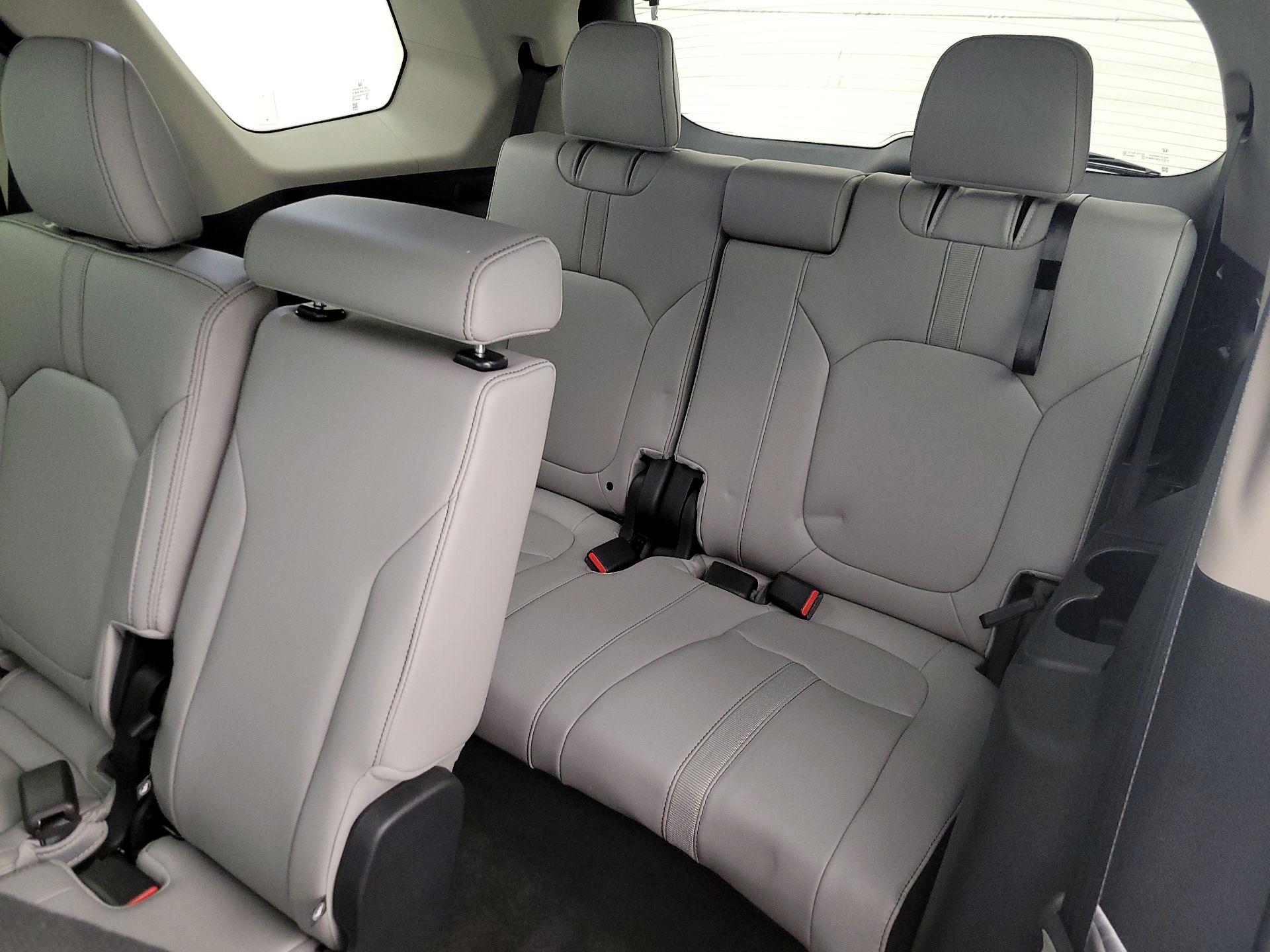 Thumbnail: 2025 Honda Pilot - 20