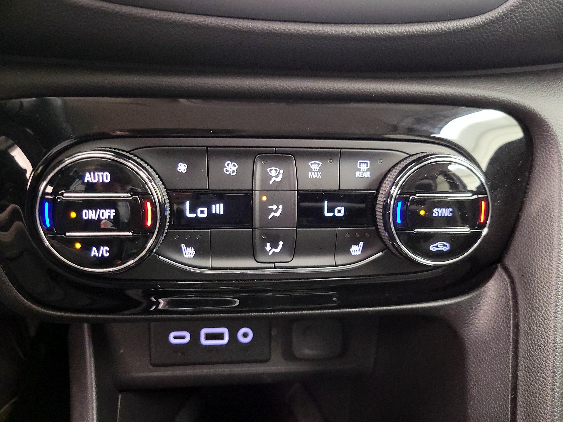 Thumbnail: 2021 Buick Encore GX - 16
