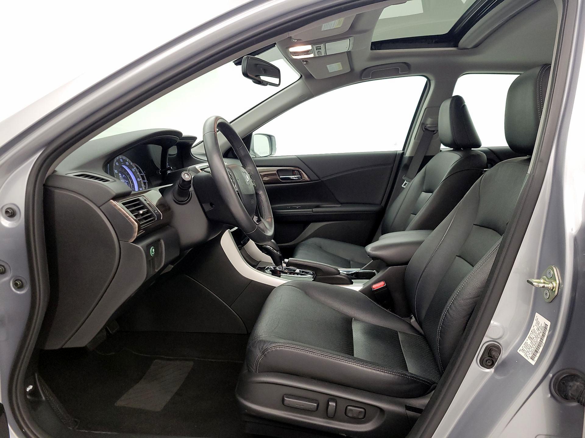 Thumbnail: 2016 Honda Accord - 11
