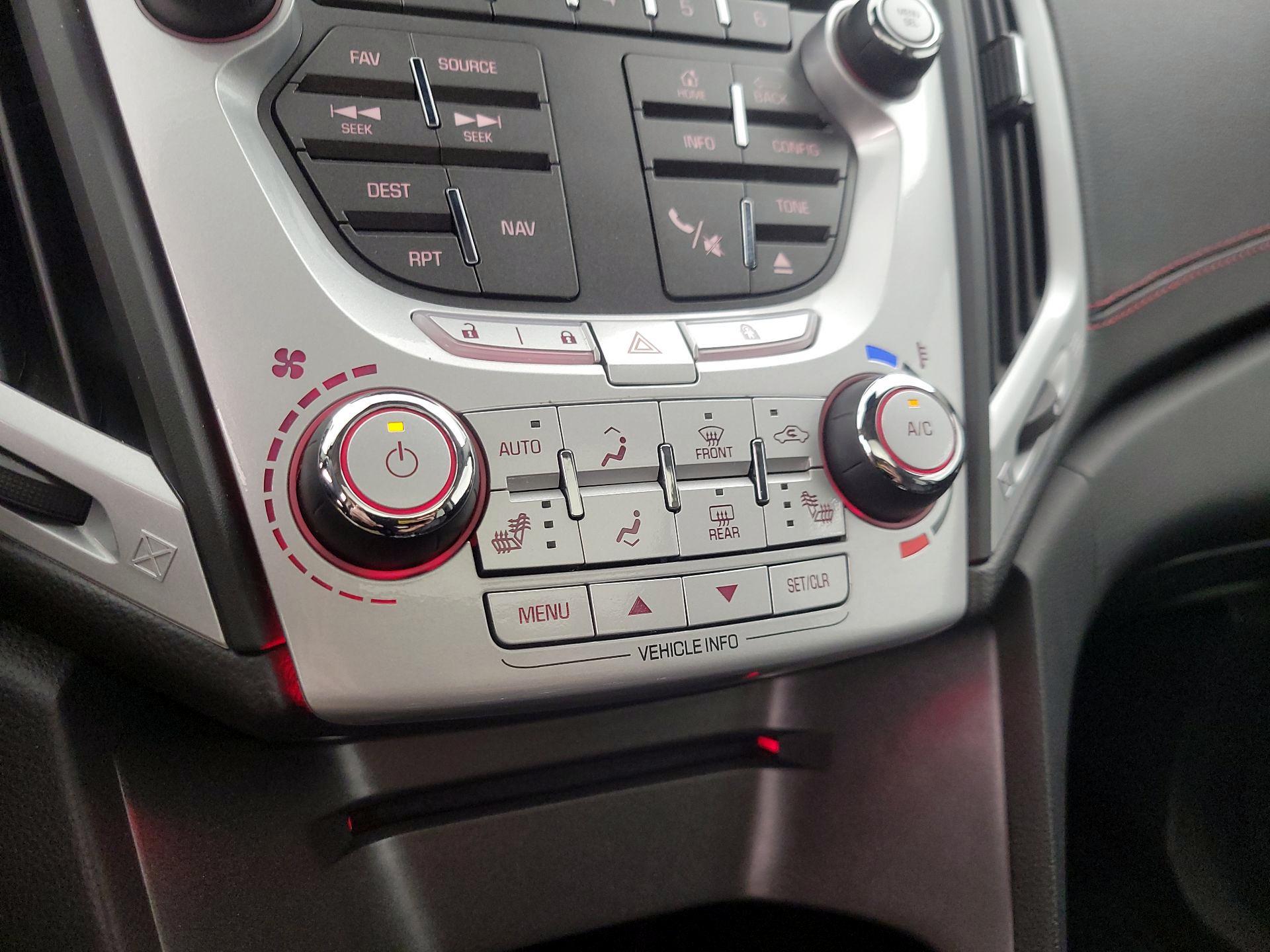 Thumbnail: 2015 GMC Terrain - 15