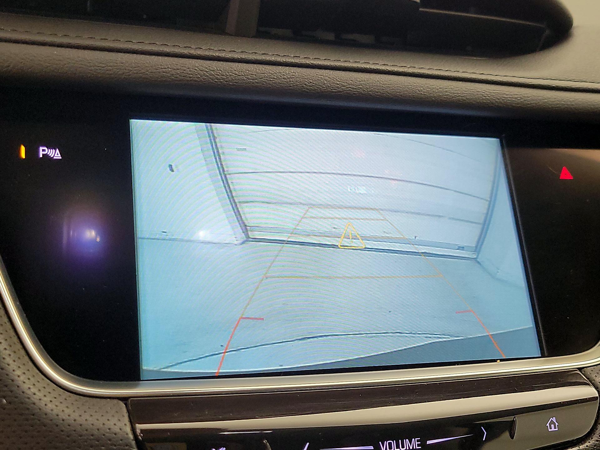 Thumbnail: 2019 Cadillac XT5 - 15