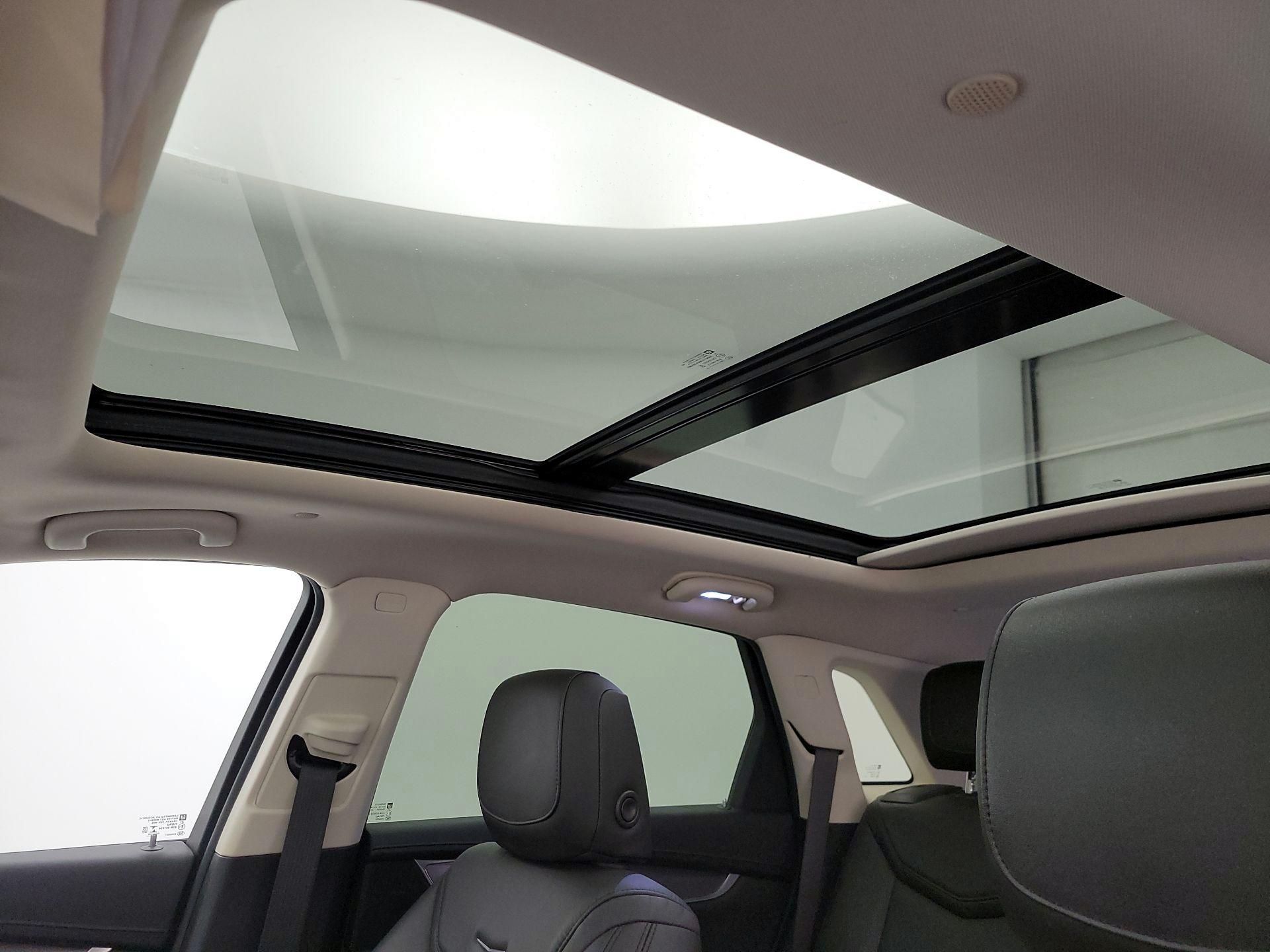 Thumbnail: 2019 Cadillac XT5 - 20