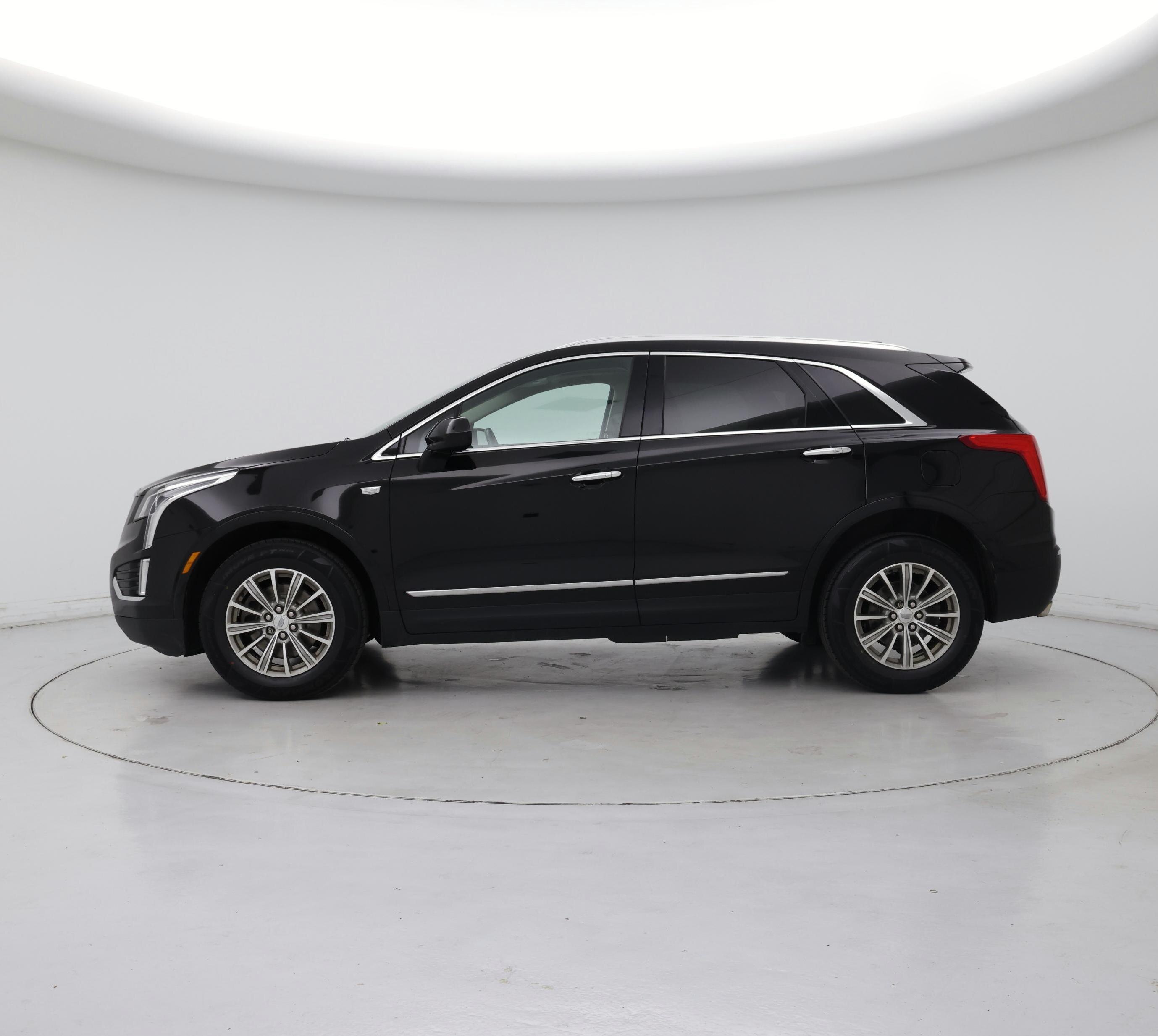 Thumbnail: 2019 Cadillac XT5 - 3