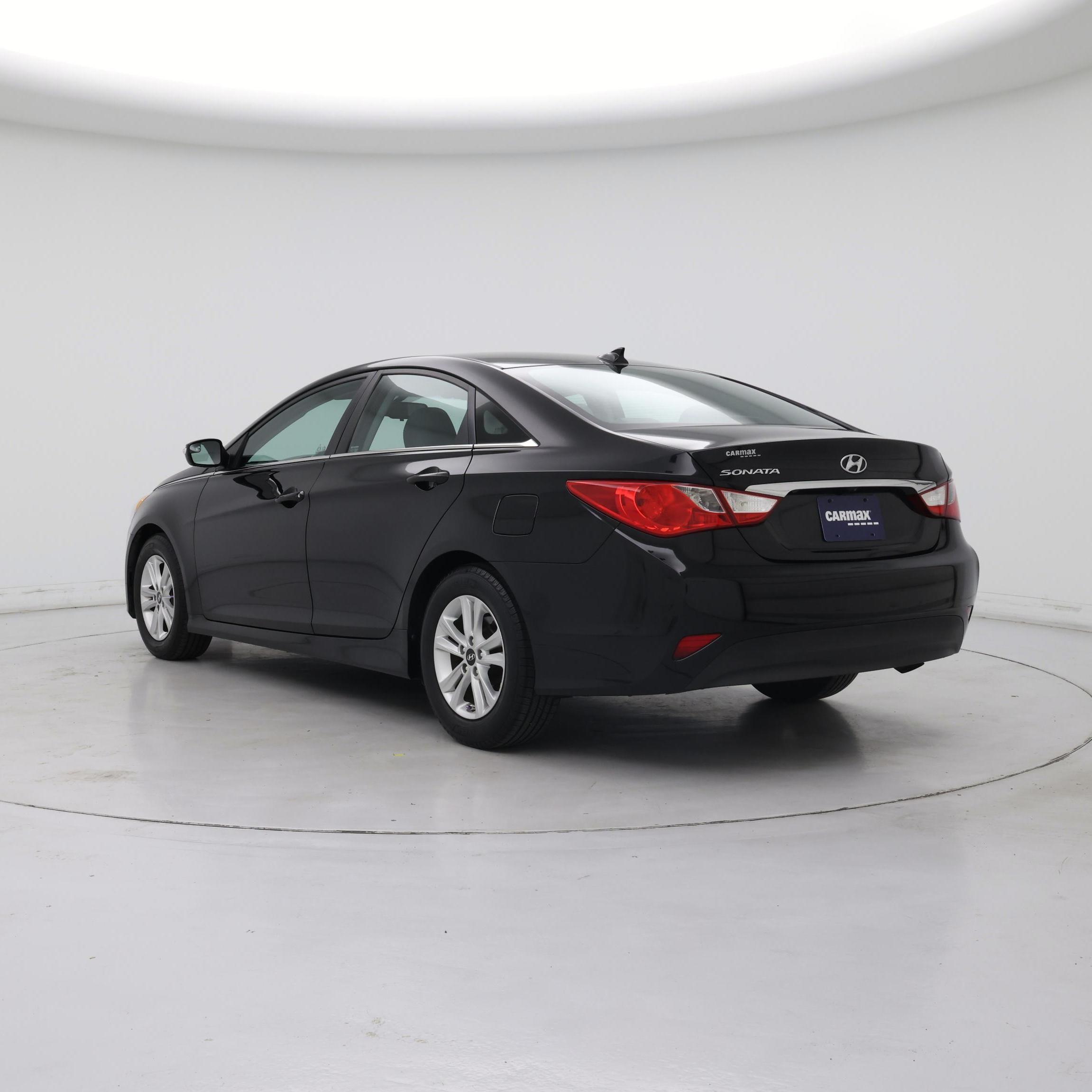 Thumbnail: 2014 Hyundai Sonata - 2