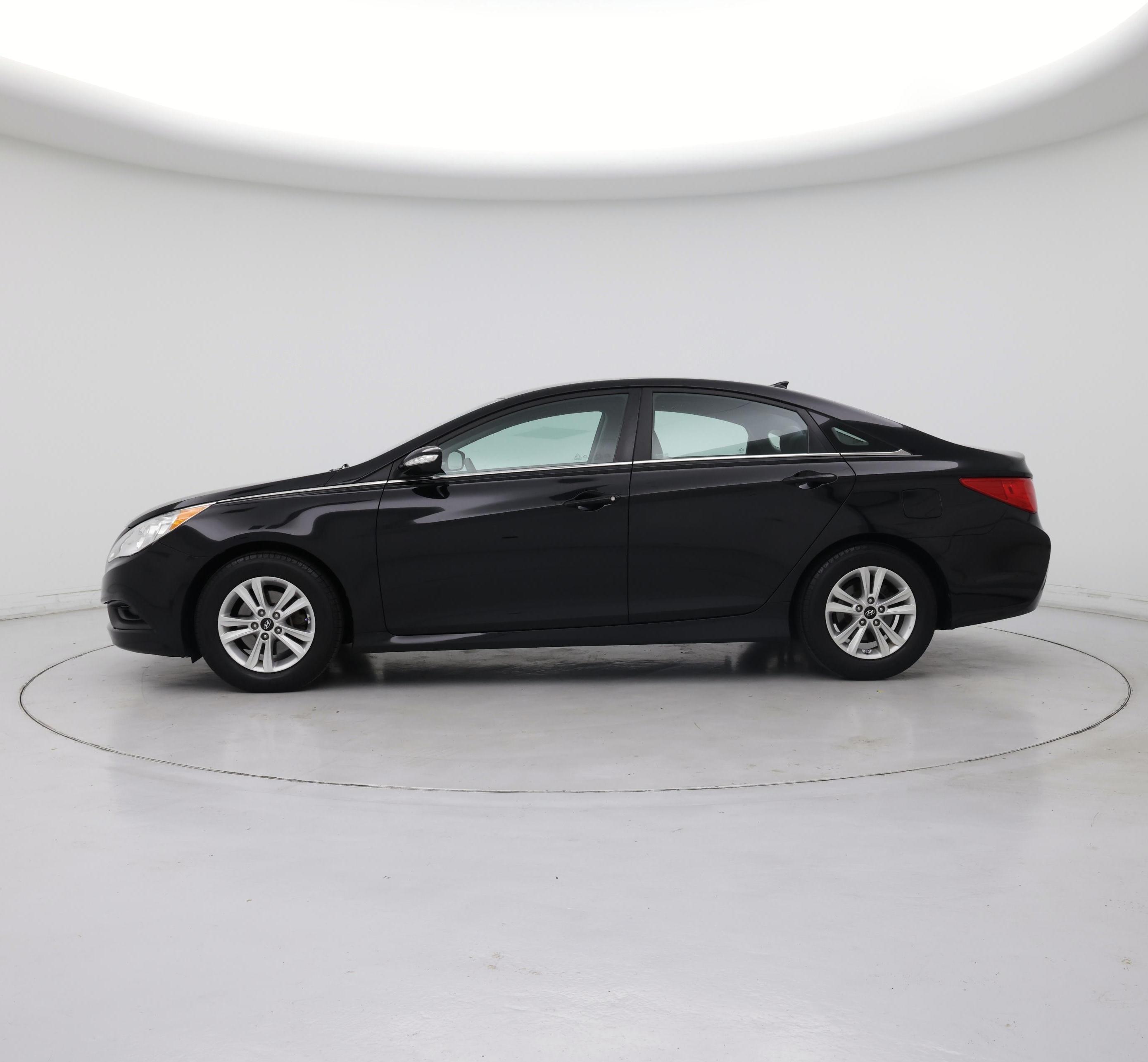Thumbnail: 2014 Hyundai Sonata - 3